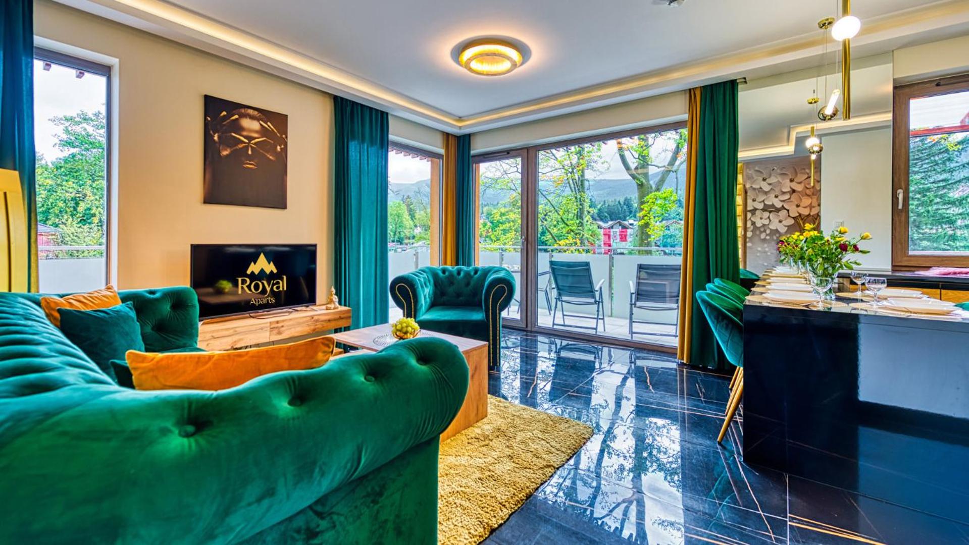 Apartamenty z basenem i saunami STONE HILL RESORT VIP Centrum by Royal Aparts
