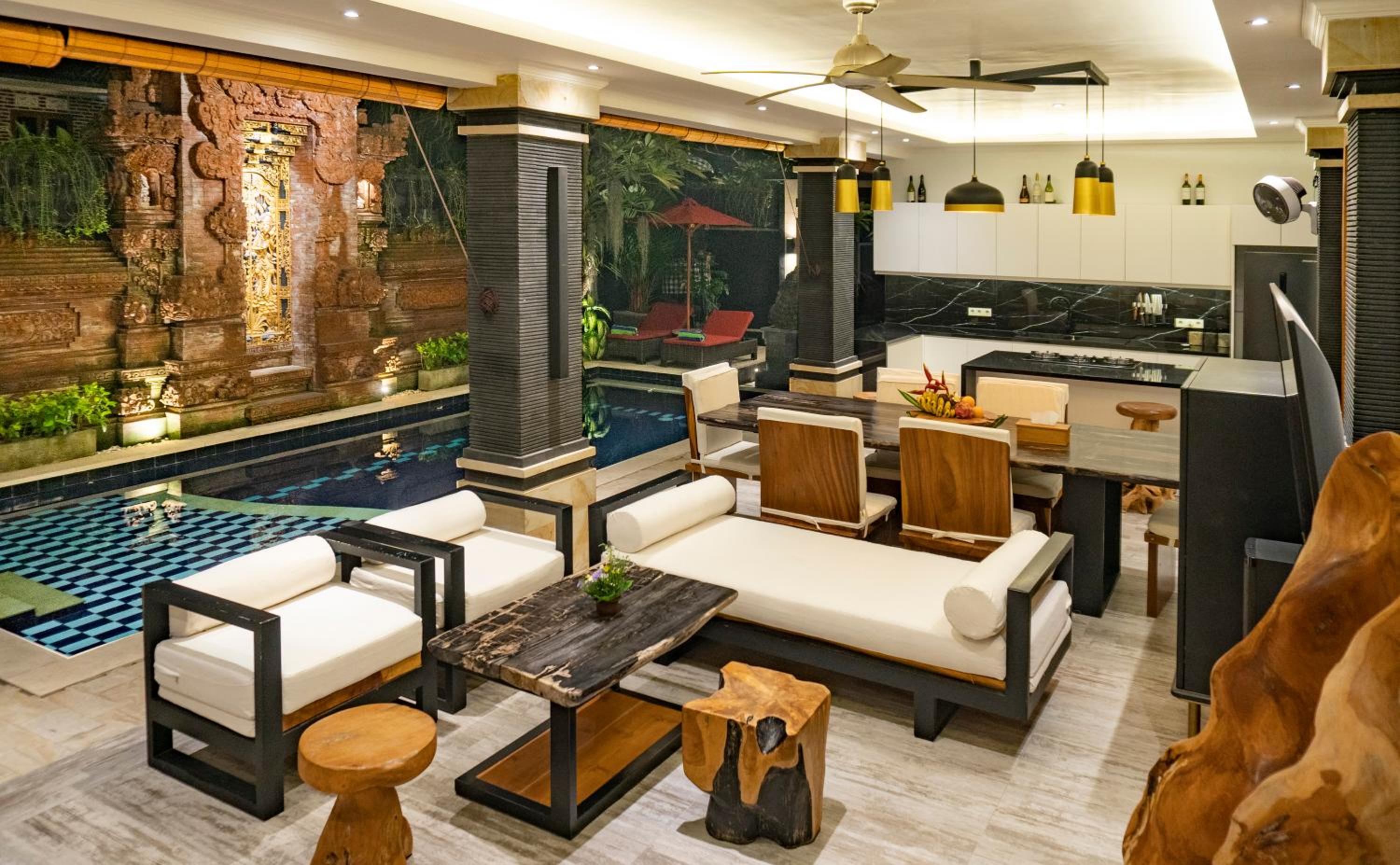 Winy Estate - Luxury Villa with Rooftop Jacuzzi view 4