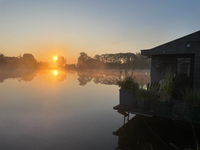 Aangenaam op de Rijn, woonboot, inclusief privé sauna