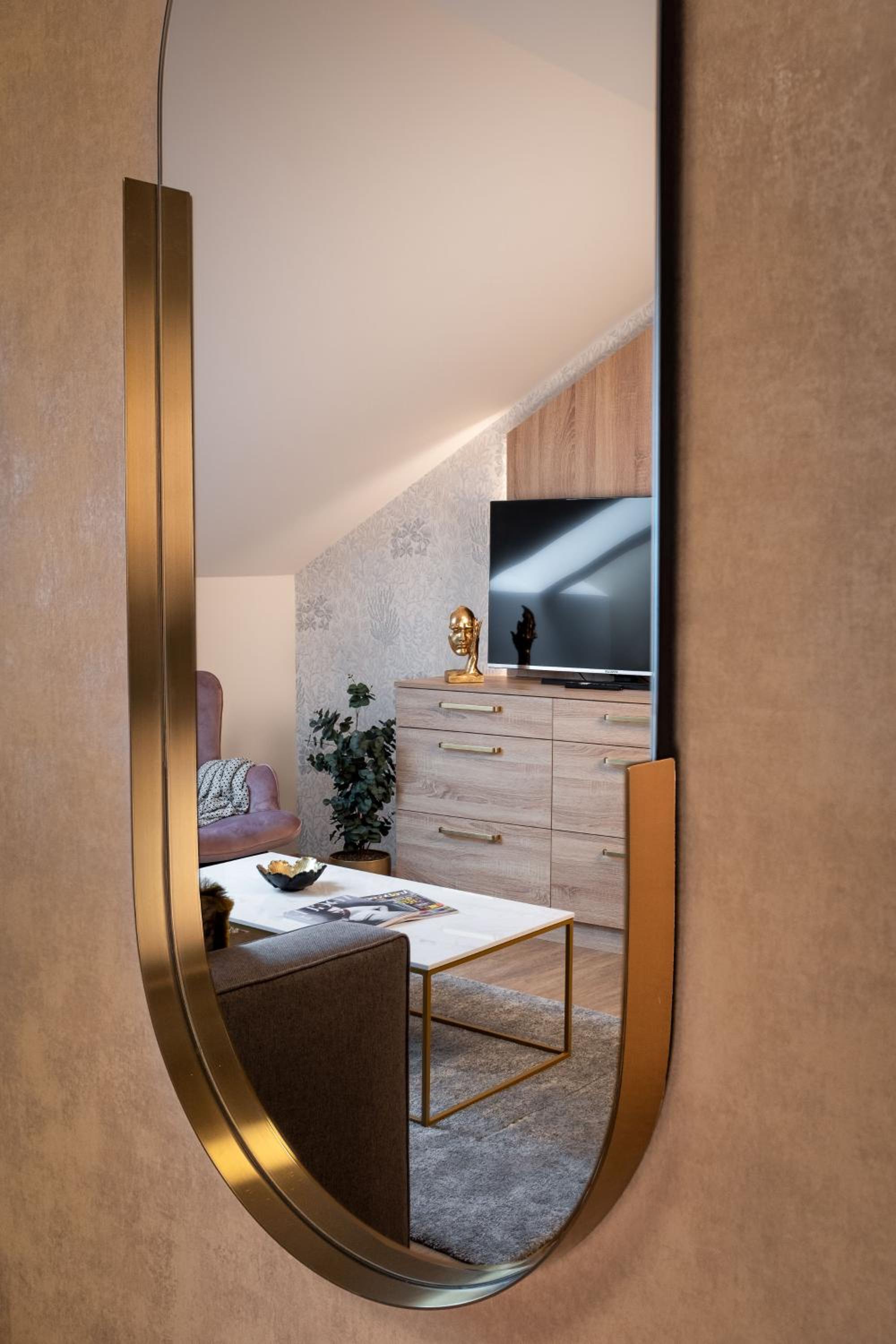 Theatre 9 Apartments by Adrez