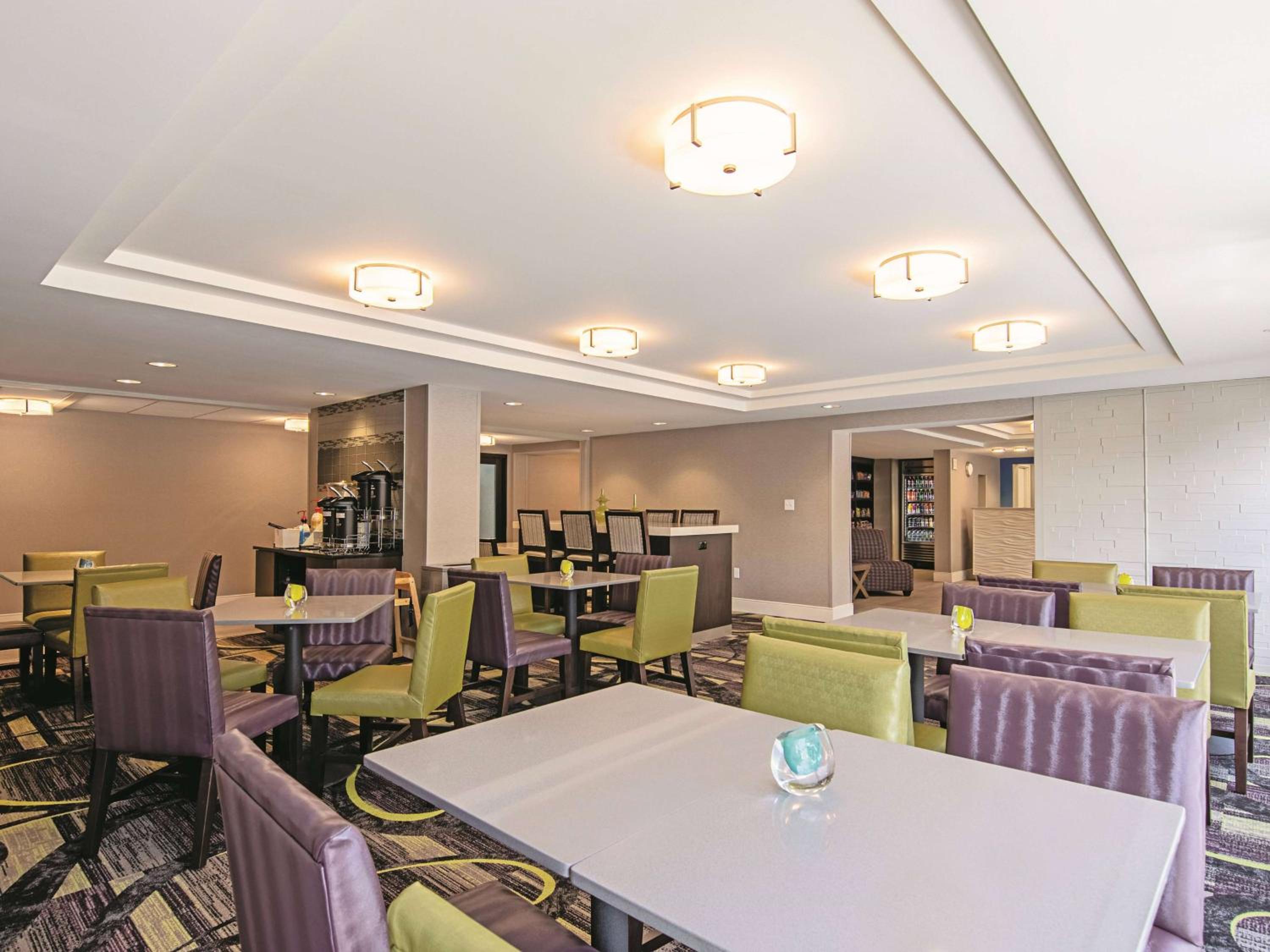 Portland Vacations - La Quinta by Wyndham Portland - Property Image 31