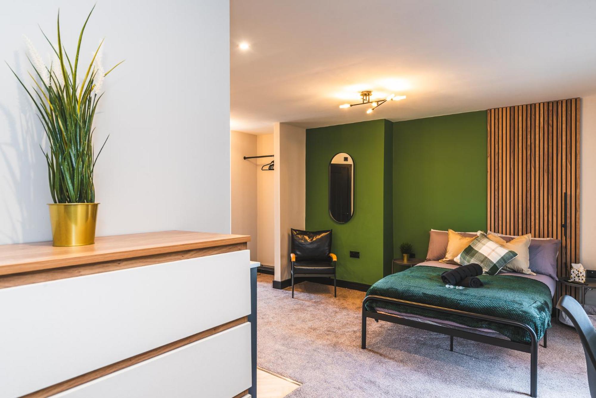 Luxury Central Derby Apartment