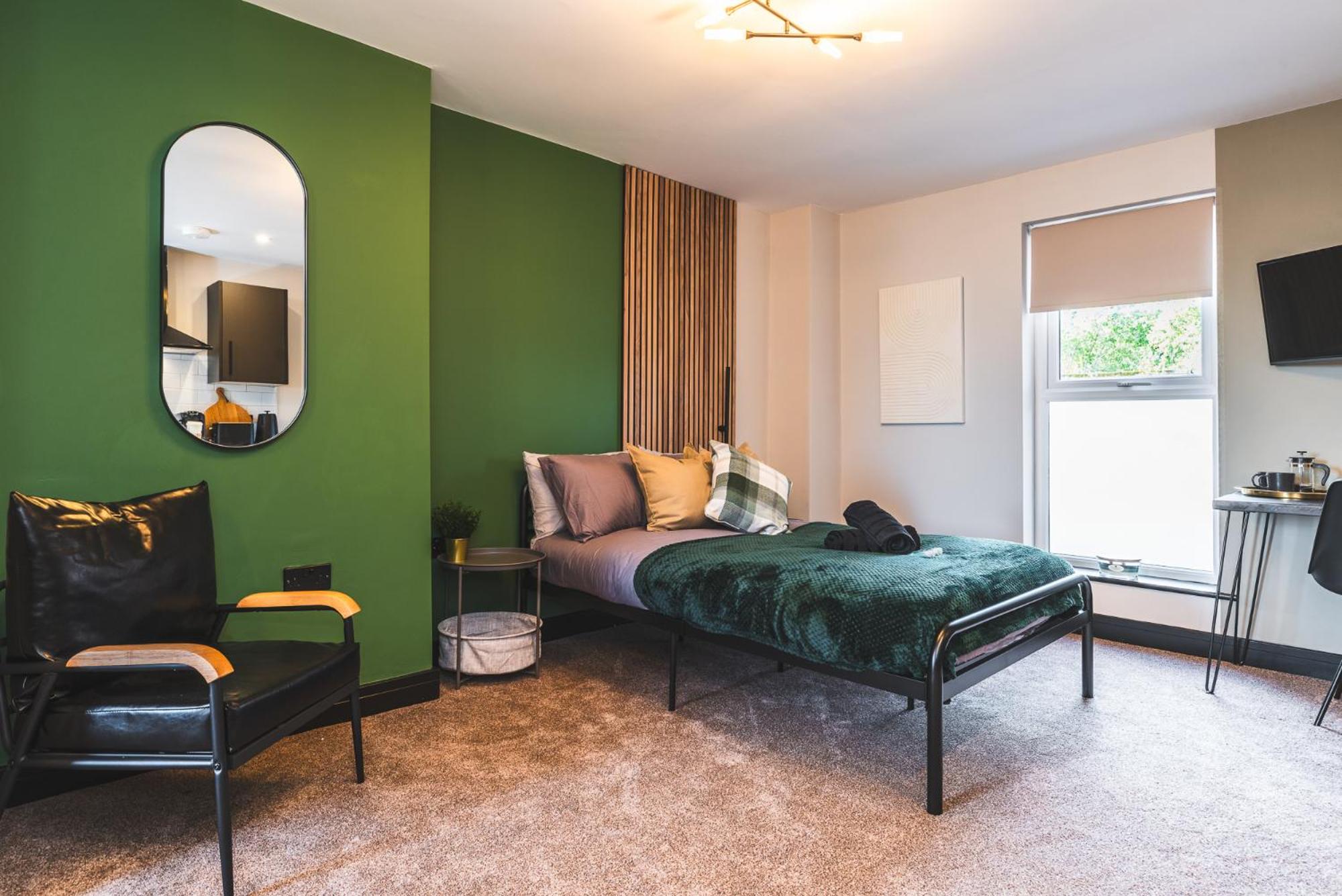 Luxury Central Derby Apartment