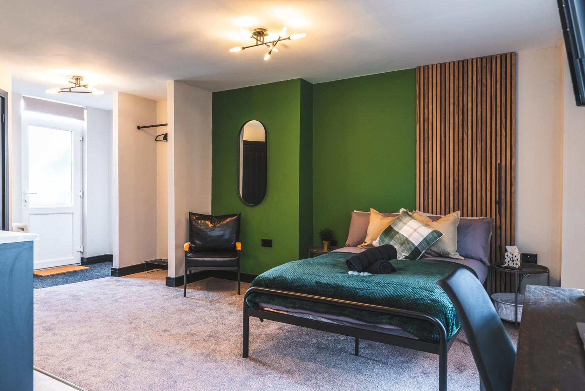 Luxury Central Derby Apartment