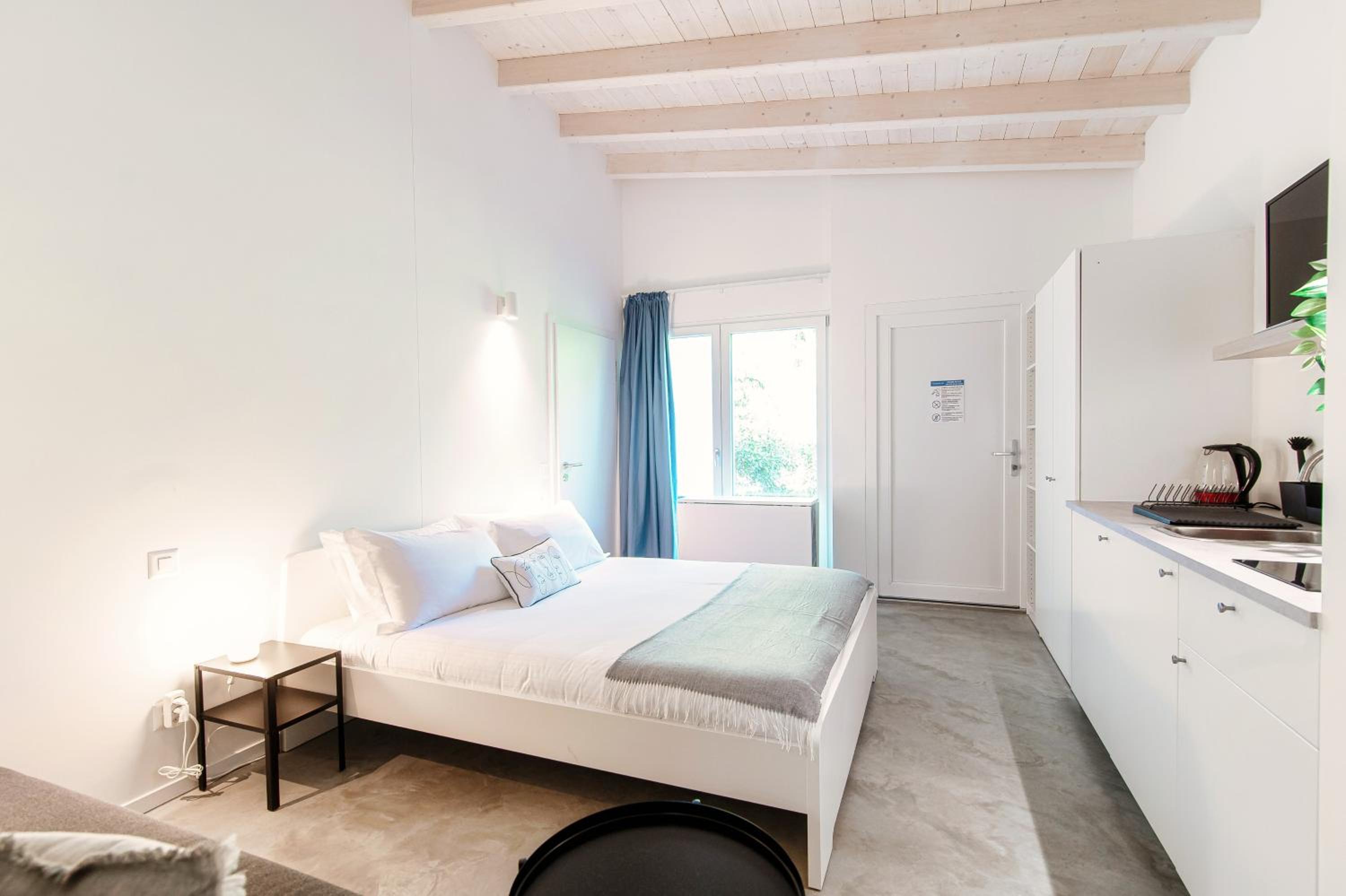 Le Betulle Studios by Quokka 360 - Studio Apartments by Lake Origlio