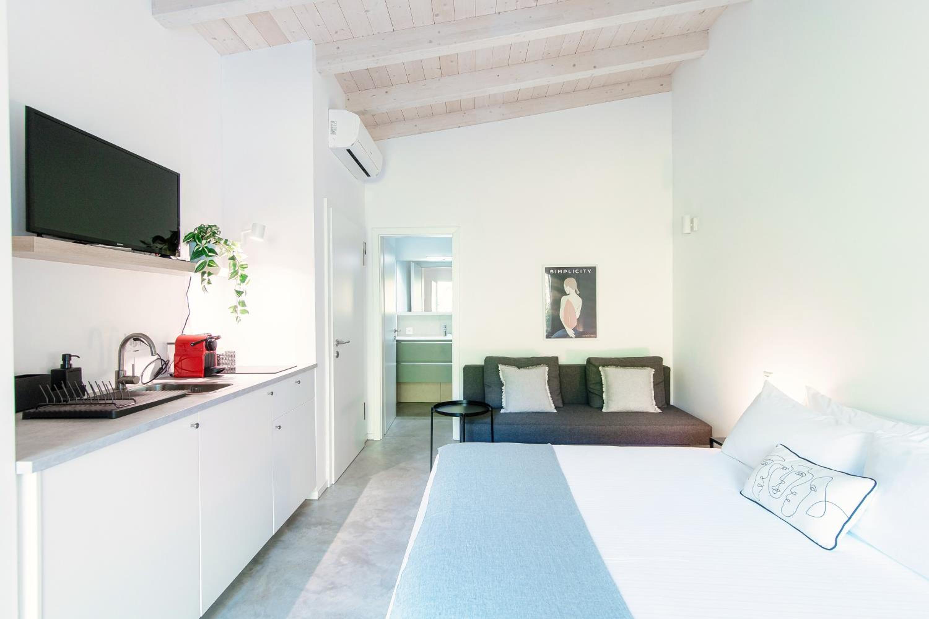 Le Betulle Studios by Quokka 360 - Studio Apartments by Lake Origlio