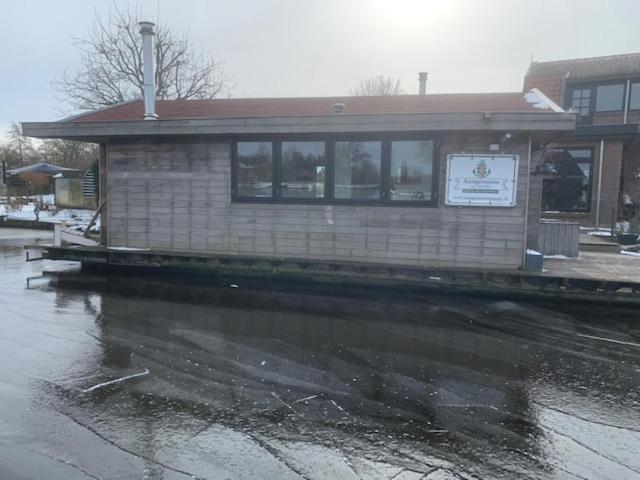 Aangenaam op de Rijn, woonboot, inclusief privé sauna