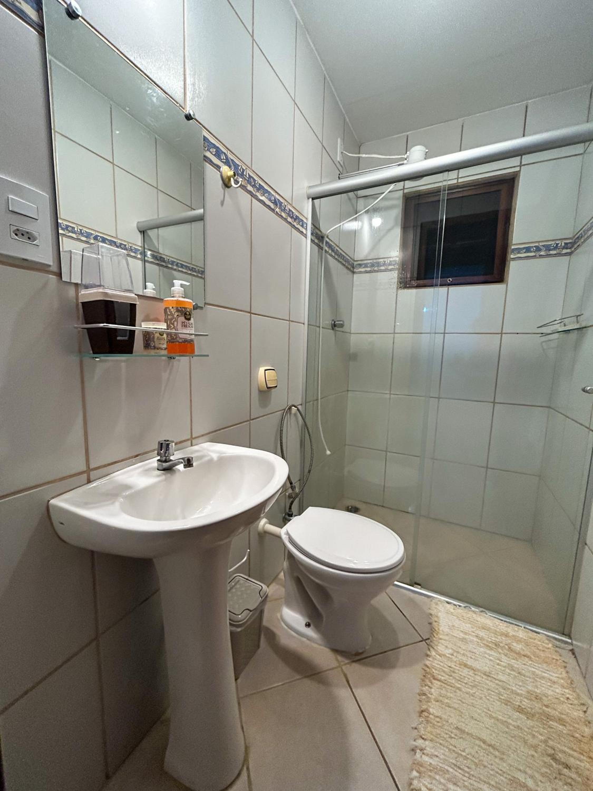 A 500 m Praia Maranduba, casa 2 quartos em Condomínio