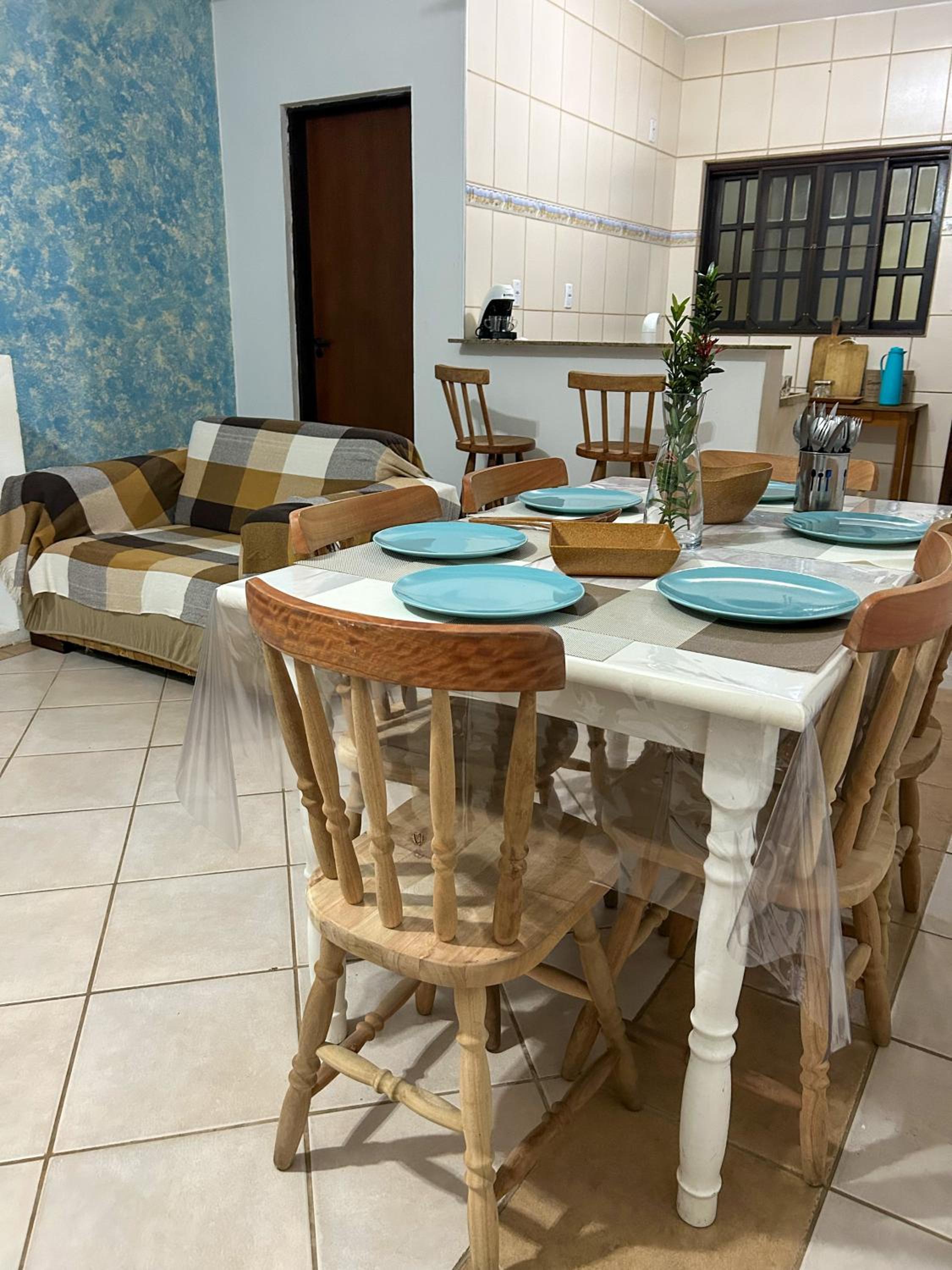 A 500 m Praia Maranduba, casa 2 quartos em Condomínio