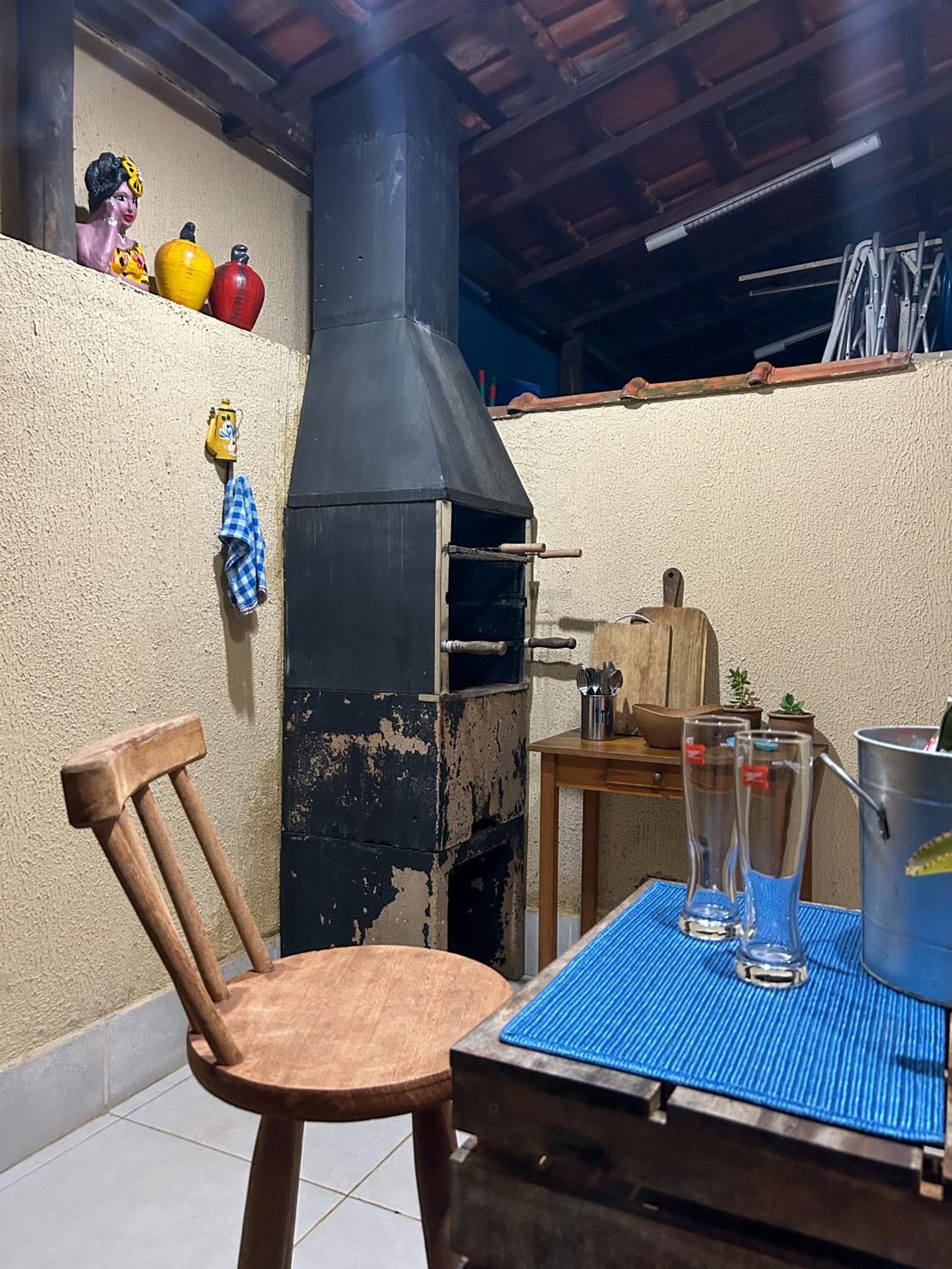 A 500 m Praia Maranduba, casa 2 quartos em Condomínio