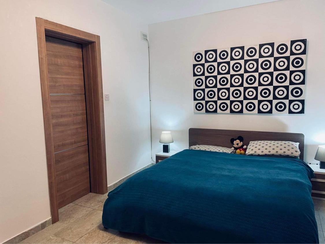 Modern&quiet ensuite room photo 3