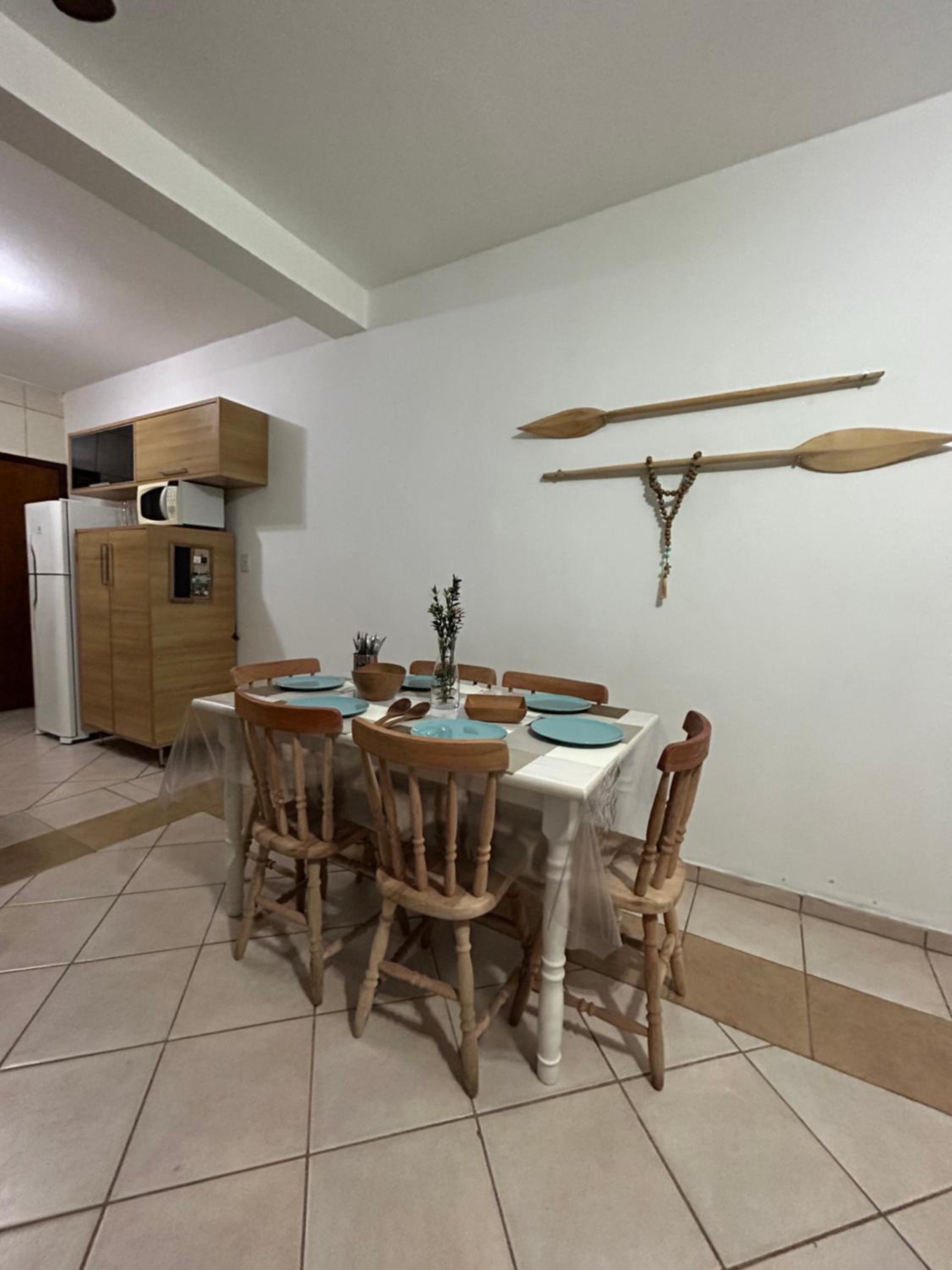 A 500 m Praia Maranduba, casa 2 quartos em Condomínio