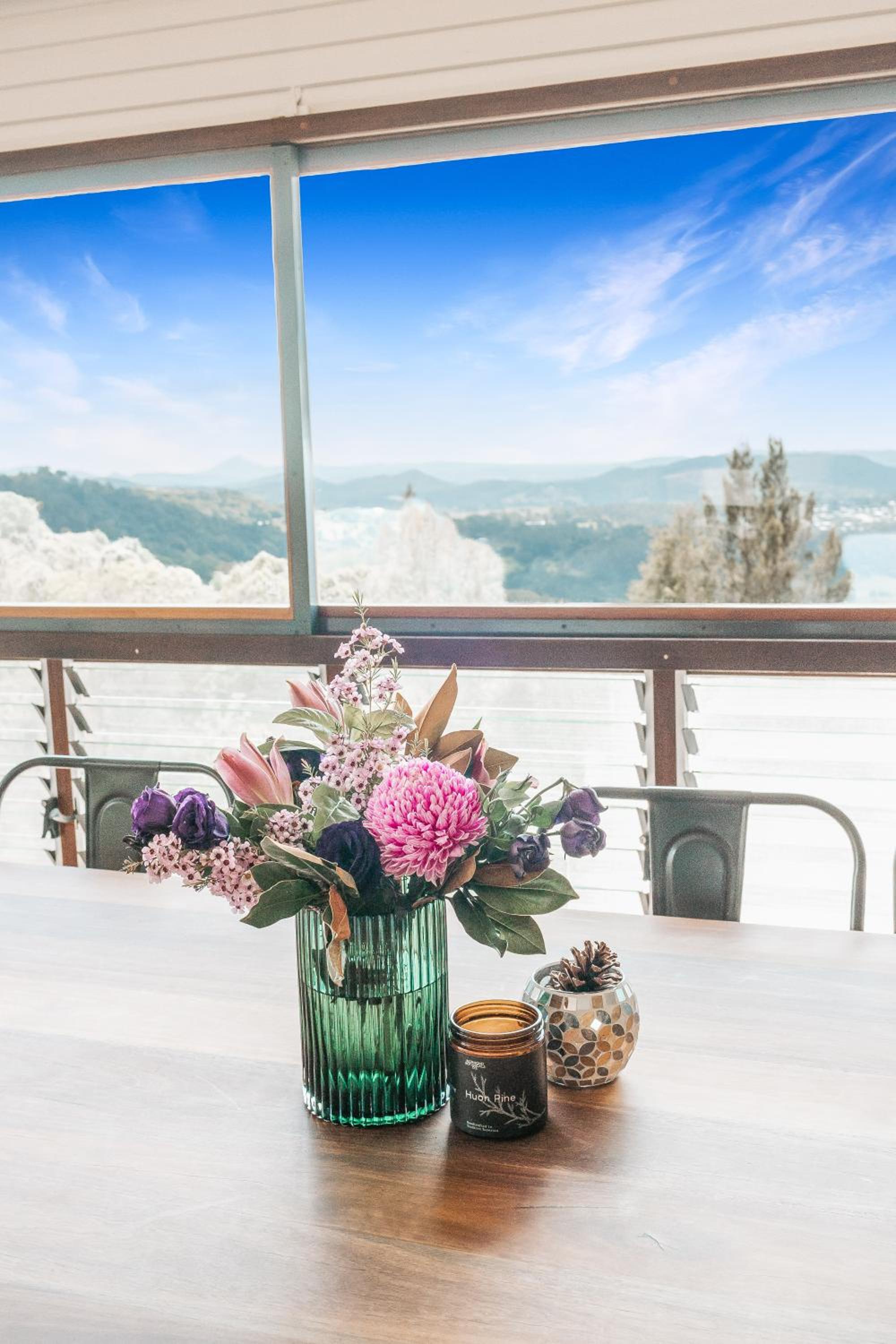 Montville Resort Style Holiday Retreat with pool