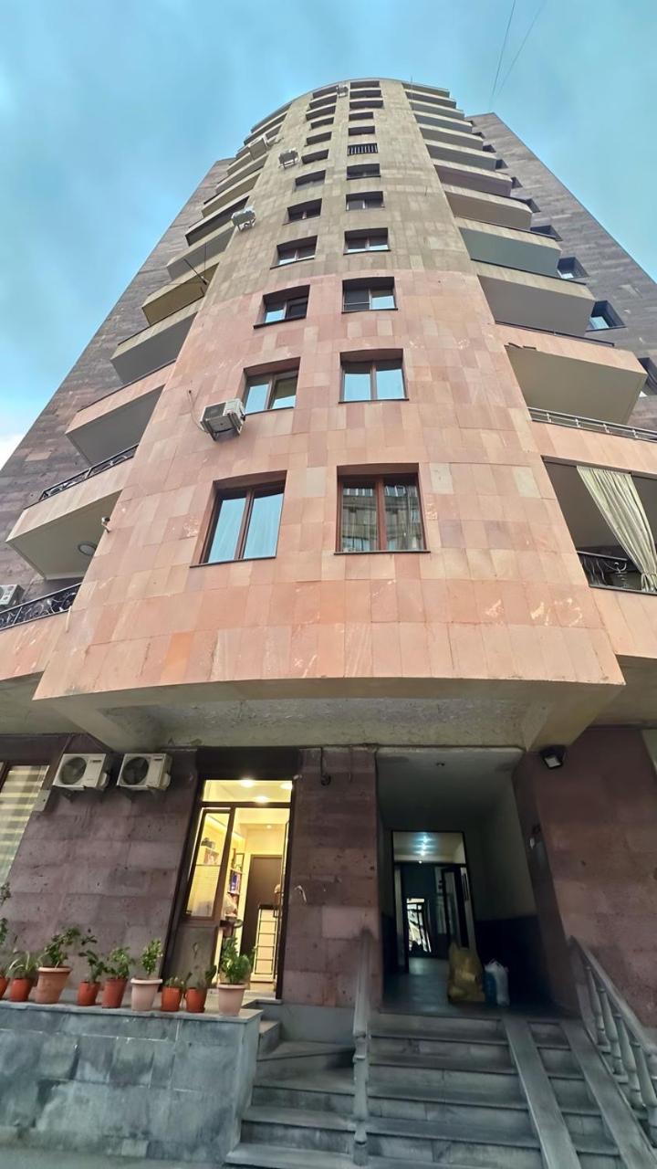 Cozy 2 Bedroom Apartment With The Best Location, Near The Opera, New Building