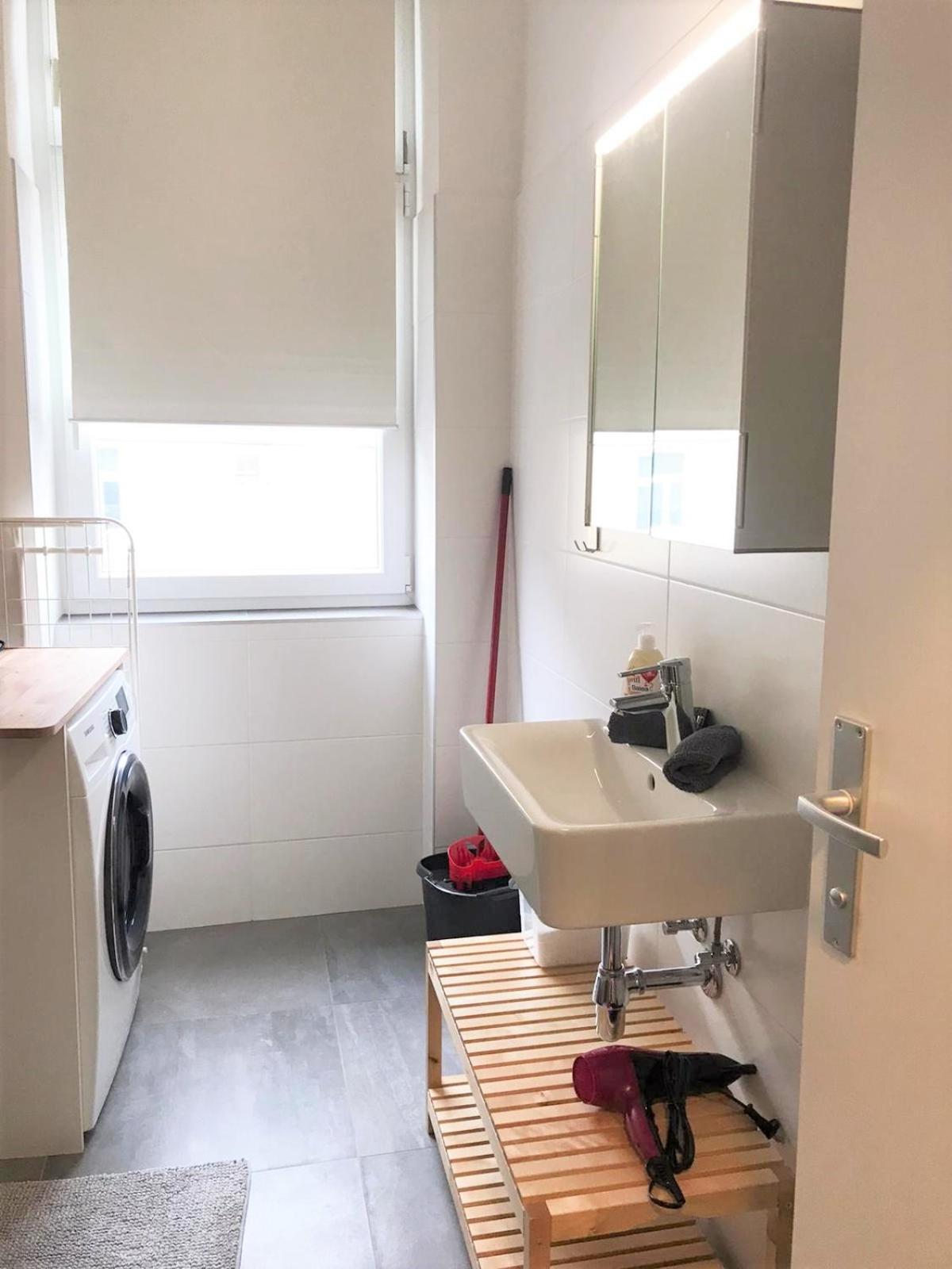 Studio & Apartments near Reumannplatz