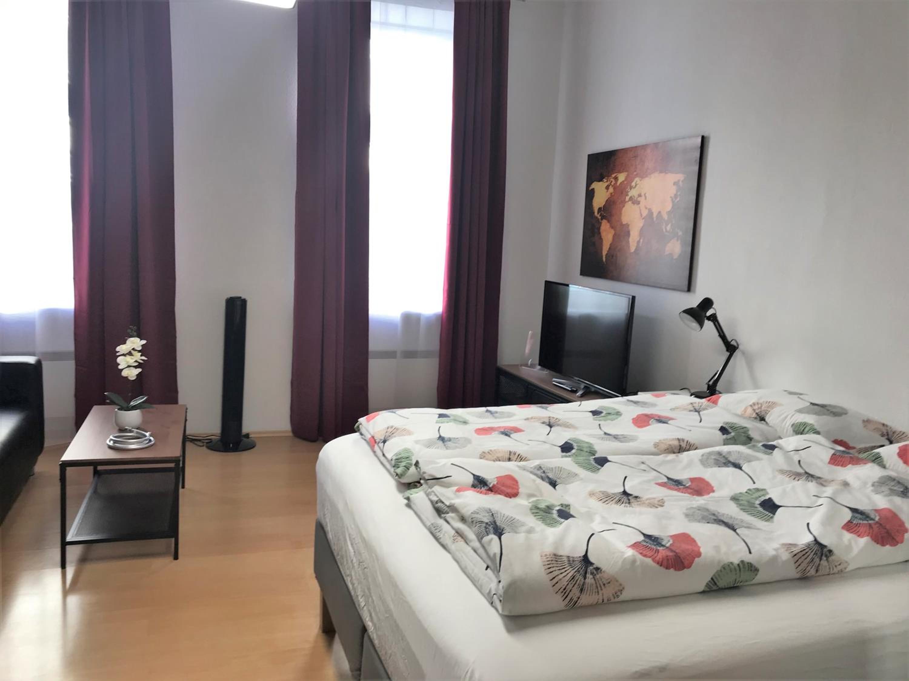 Studio & Apartments near Reumannplatz
