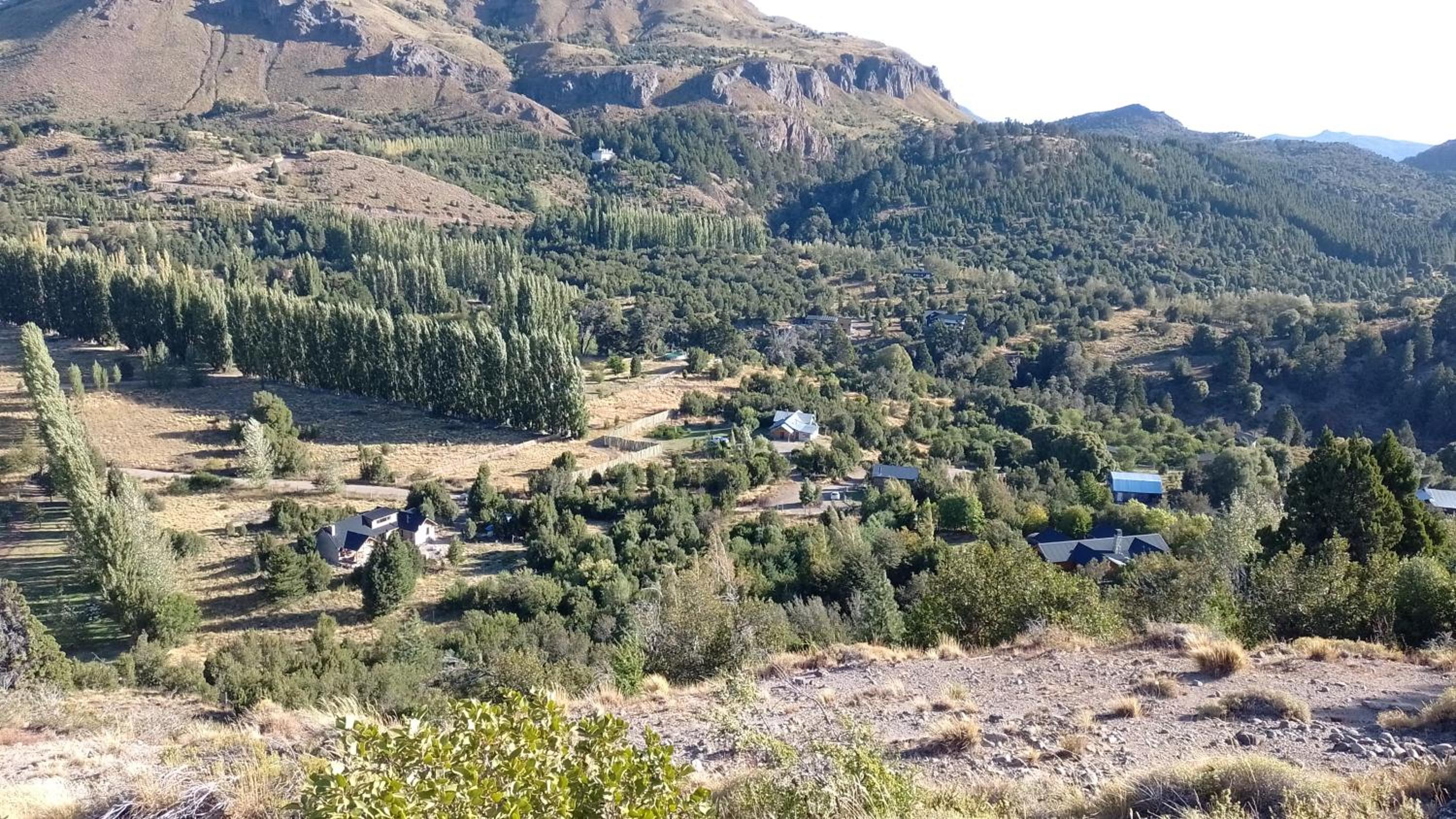Mini Casa en la montaña con vista a la CASCADA- Andes Alquileres