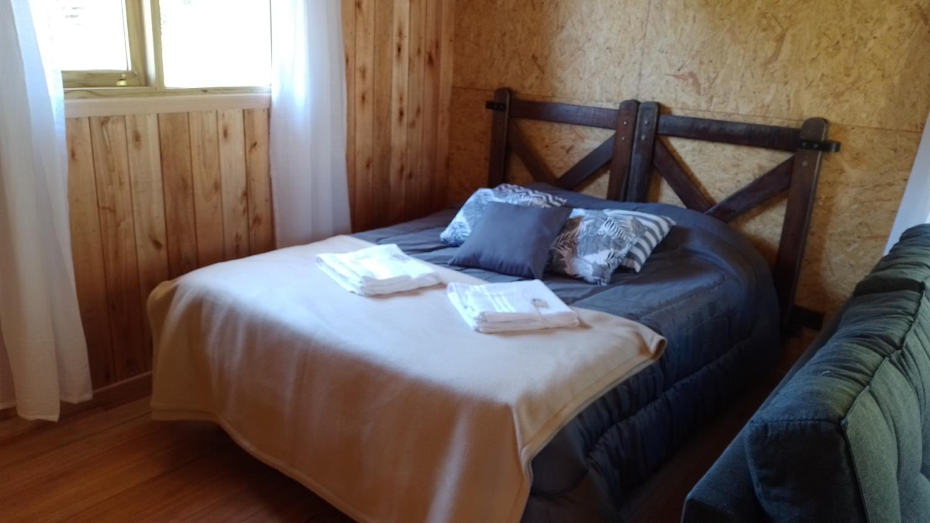 Mini Casa en la montaña con vista a la CASCADA- Andes Alquileres