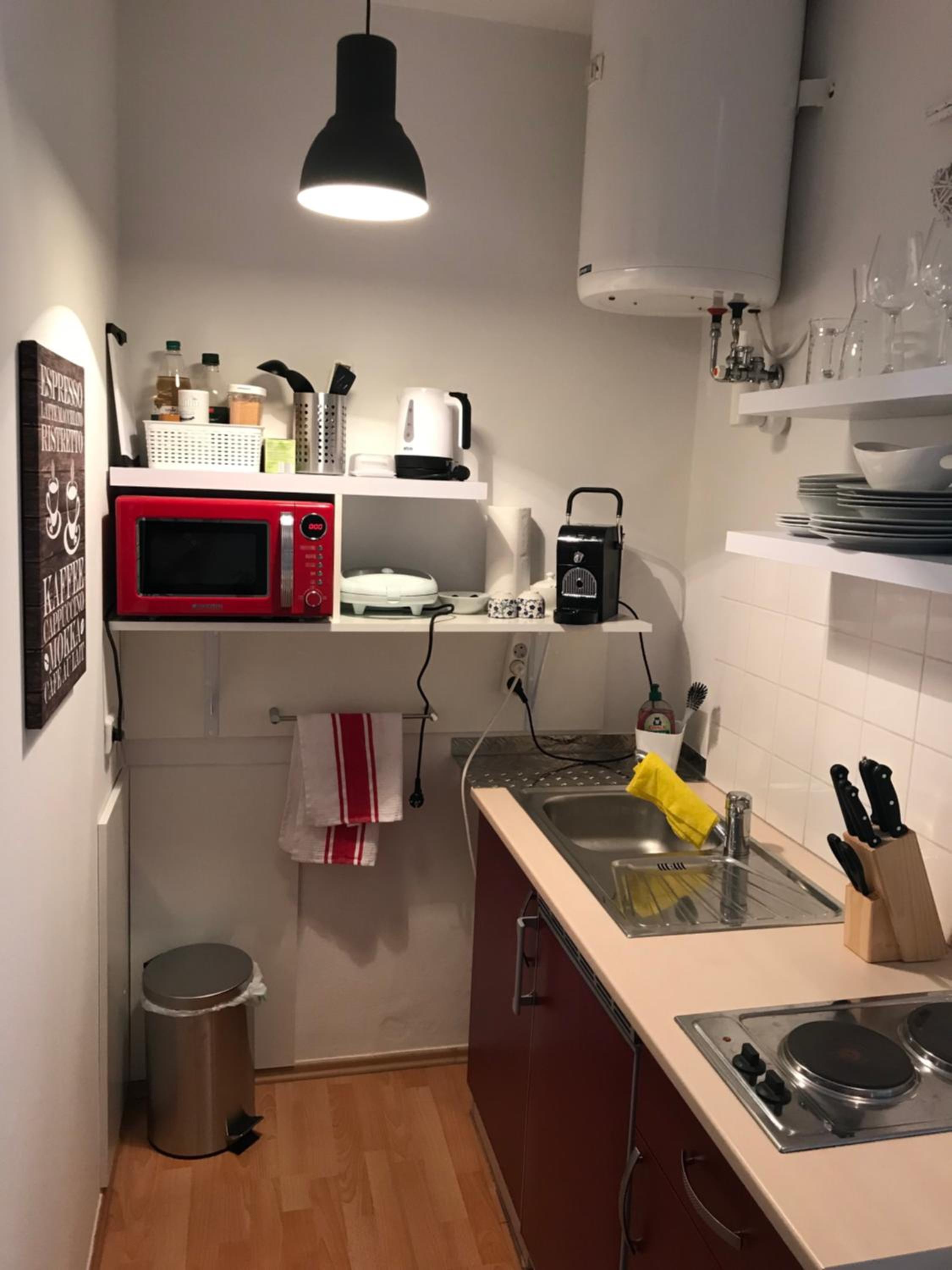 Studio & Apartments near Reumannplatz