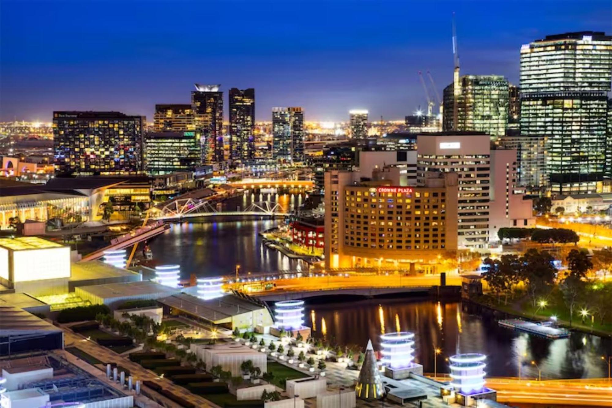 Hotel Fantastic Views At Luxury Prima Pearl Tower