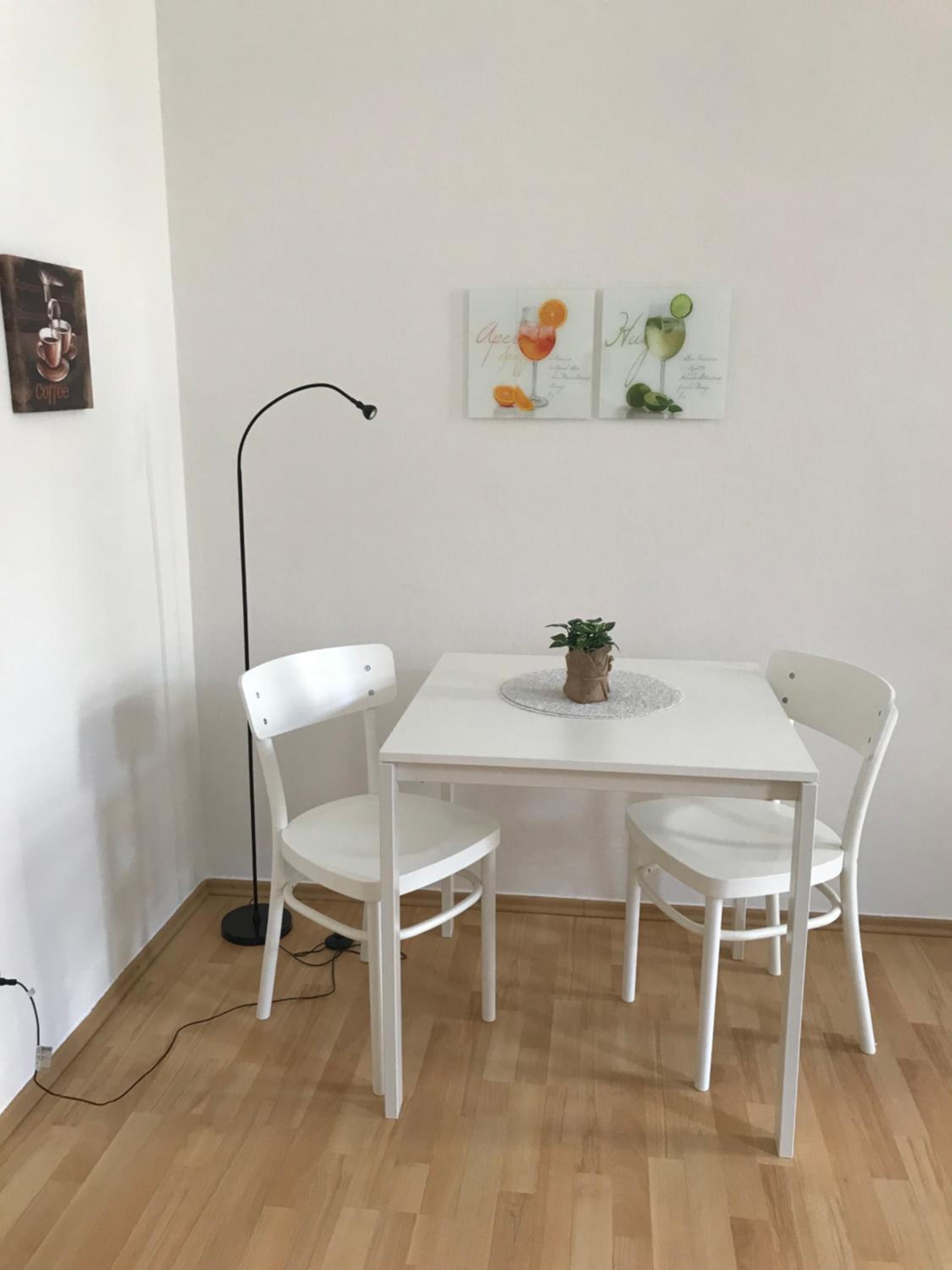 Studio & Apartments near Reumannplatz