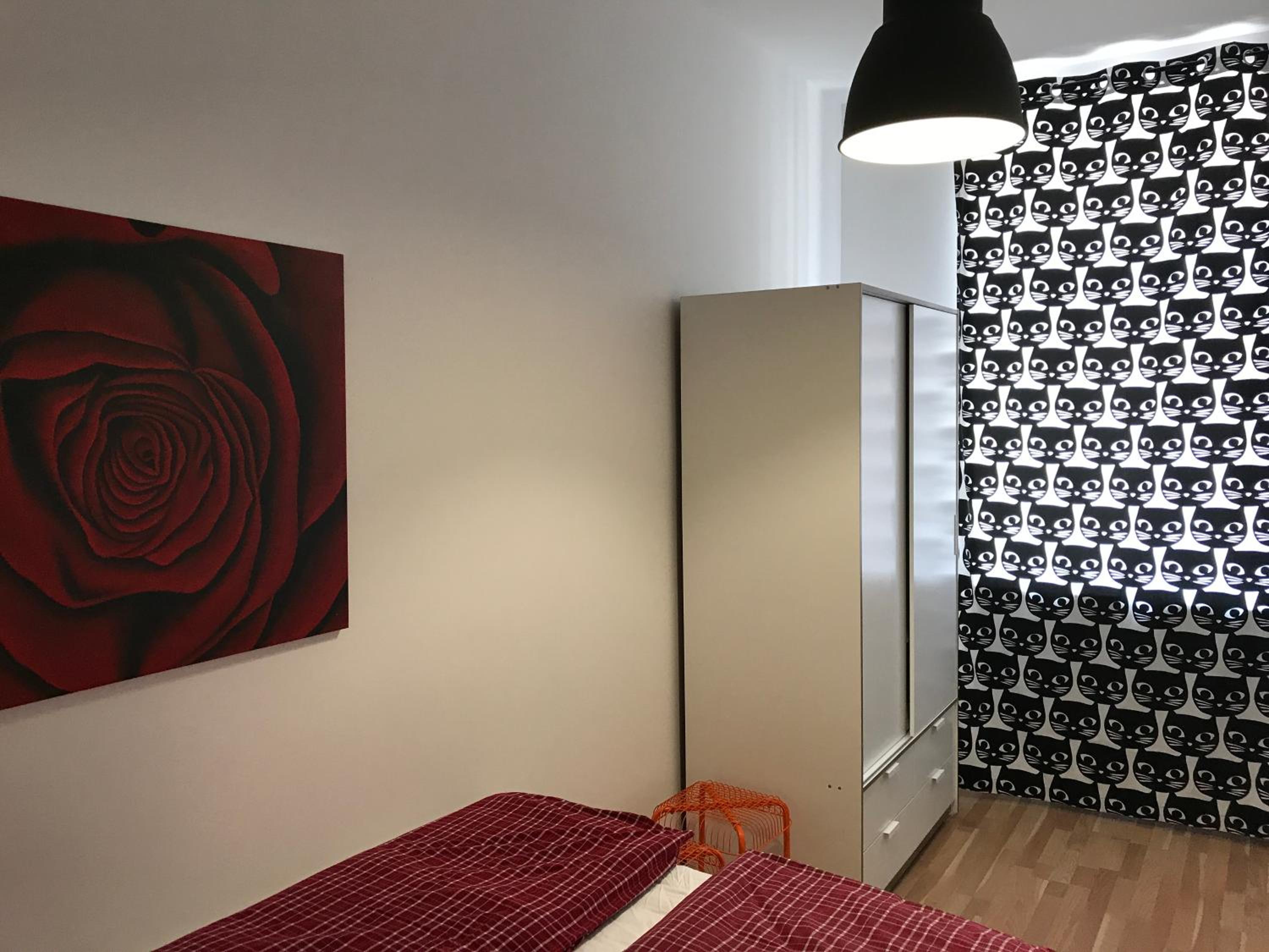 Studio & Apartments near Reumannplatz