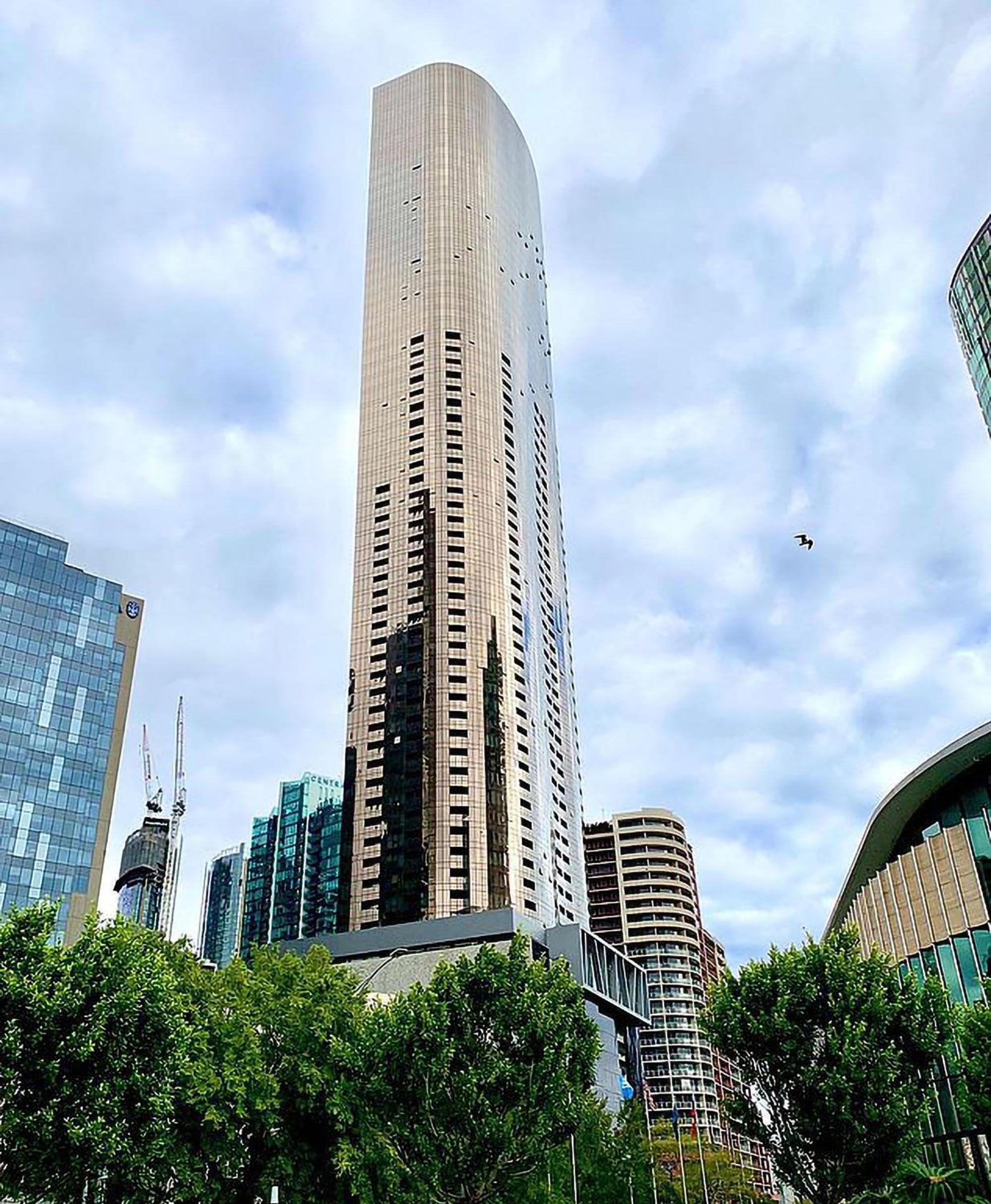Fantastic Views at Luxury Prima Pearl Tower