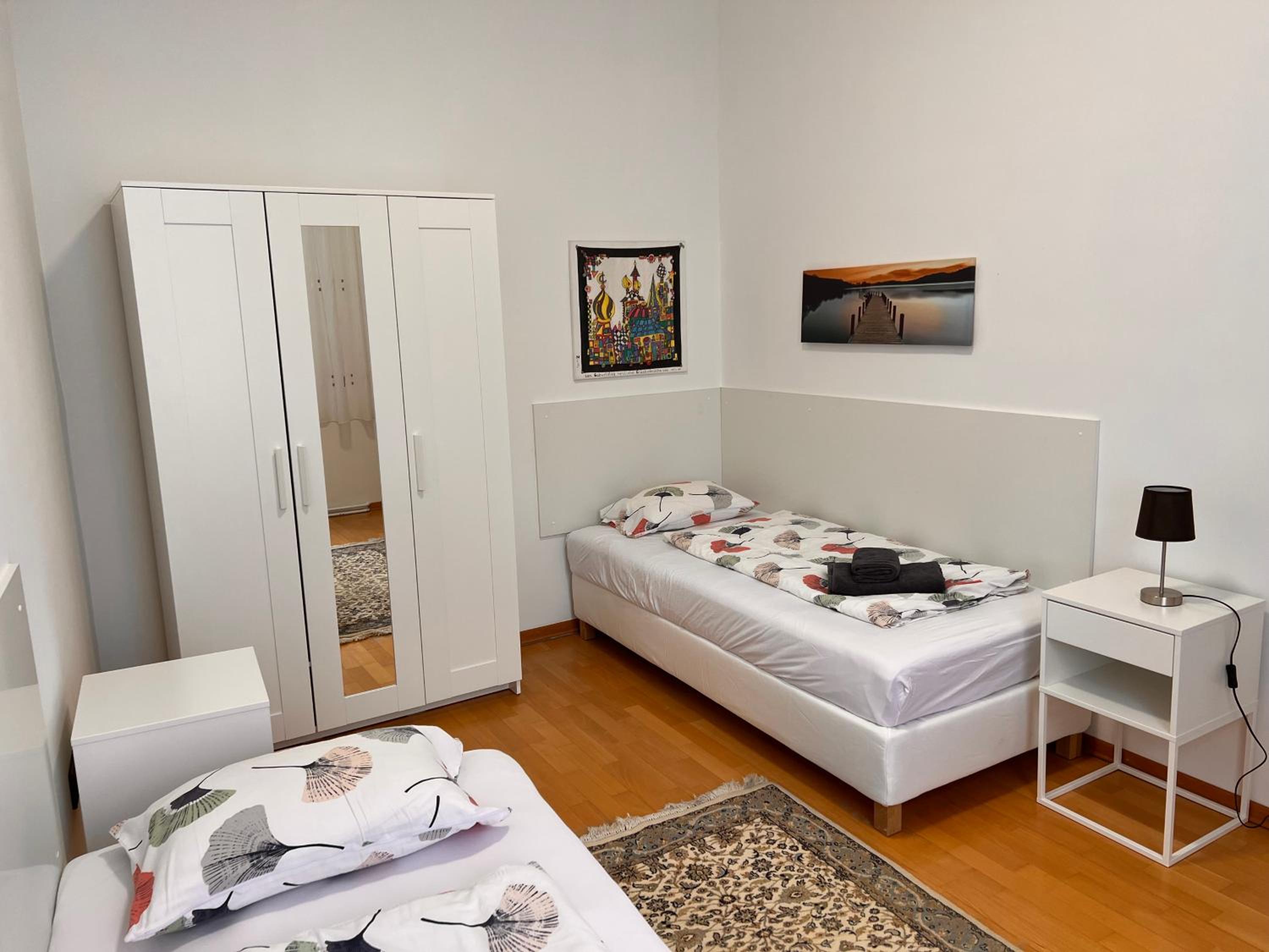 Studio & Apartments near Reumannplatz