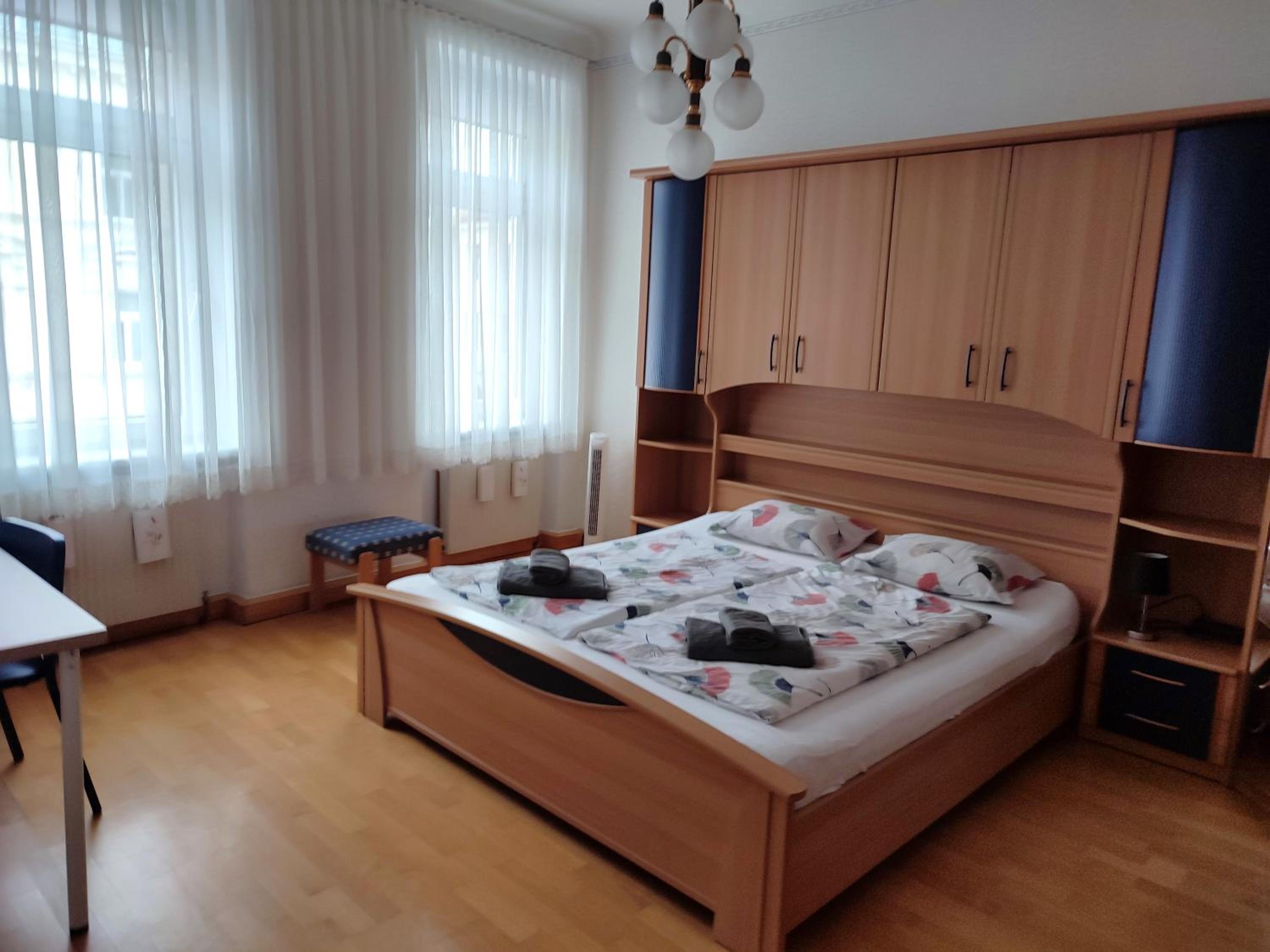 Studio & Apartments near Reumannplatz