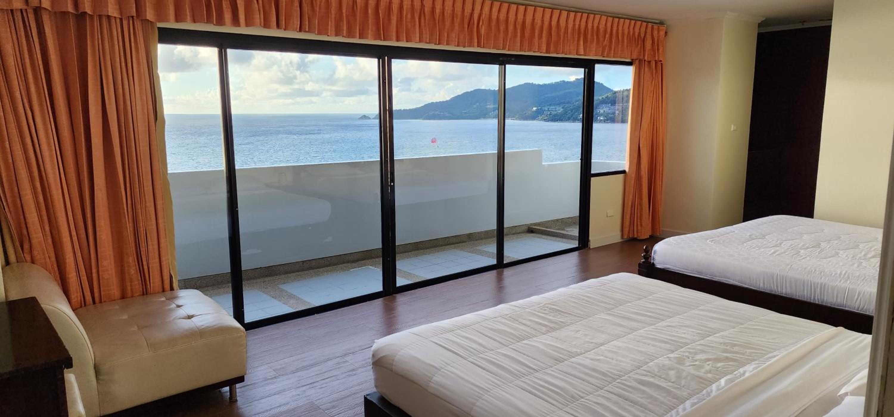 PATONG TOWER FAMILY WELCOME by PTA view 2