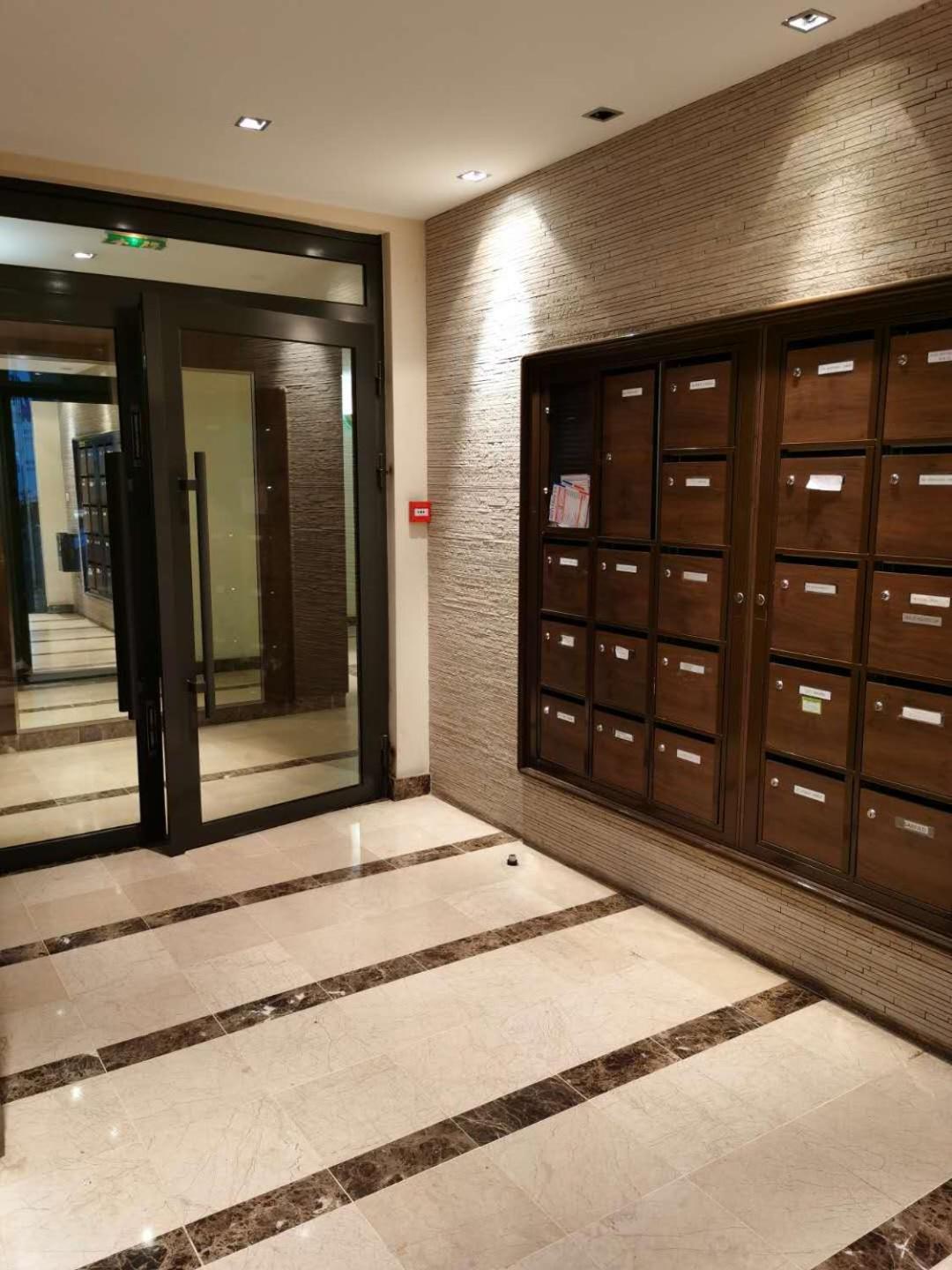 PARIS-MONTROUGE Magnifique appartement 3 pièces de 75m2 avec PARKING - très cosy pour 1 - 8 personnes refait à NEUF -ENTIRE APARTMENT LUXURIOUS AND WARM -M