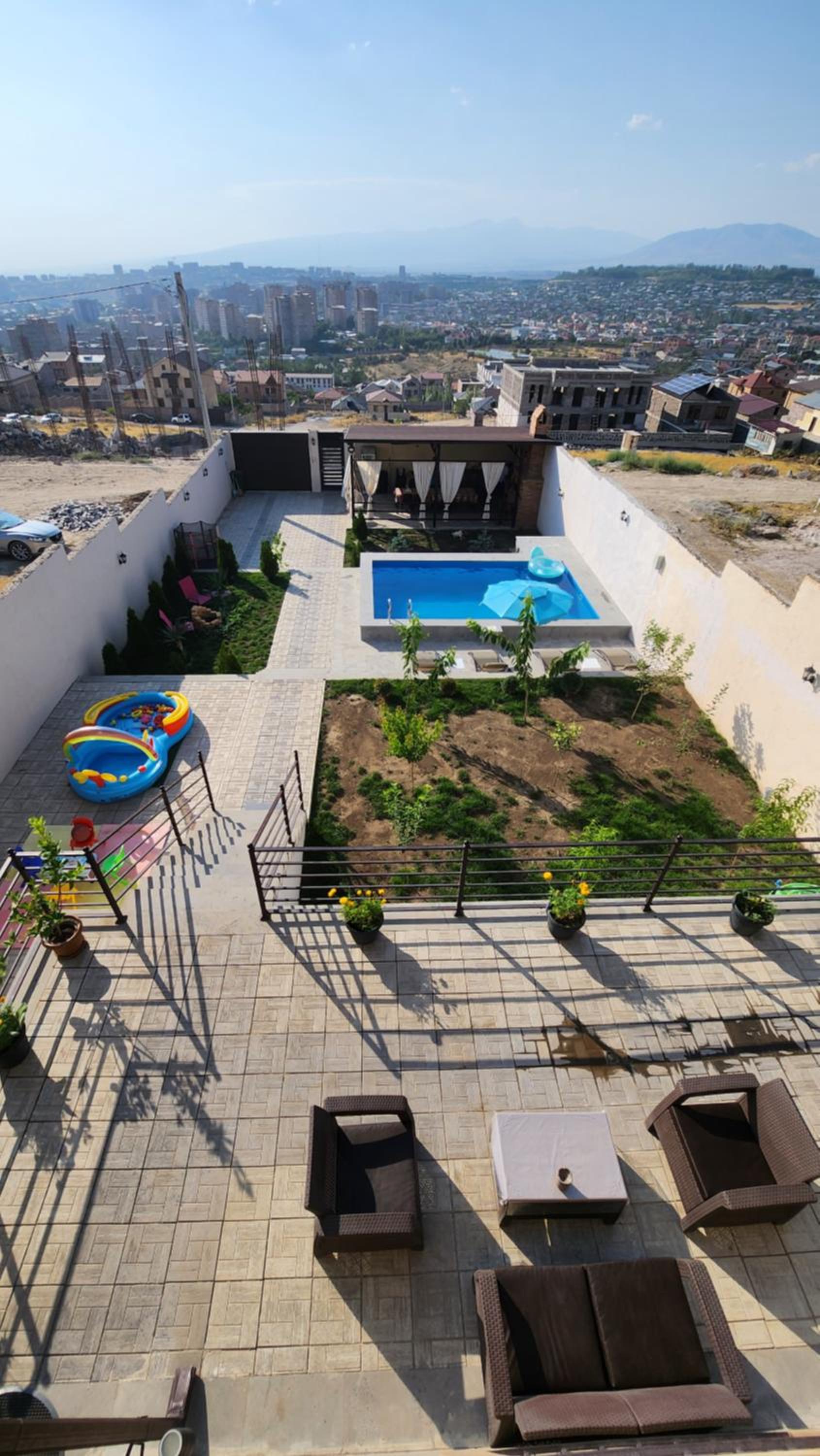 Duryan house