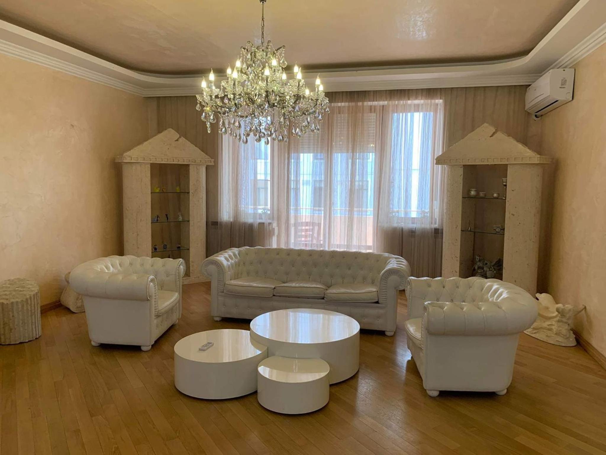 Comfortable Apartment in Vake