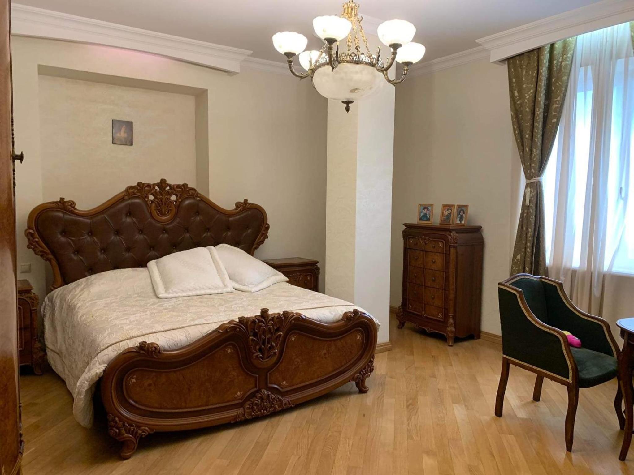Comfortable Apartment in Vake