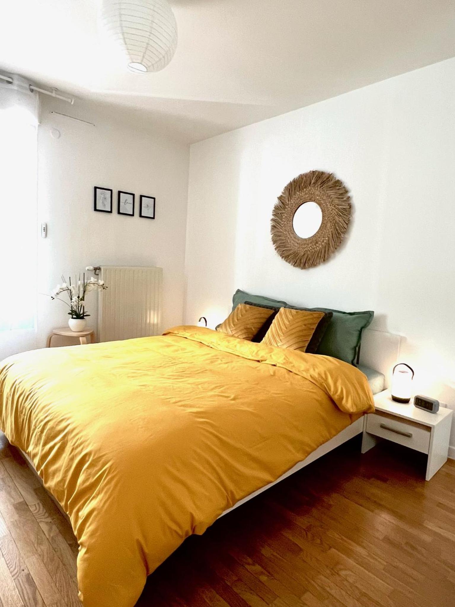 PARIS-MONTROUGE Magnifique appartement 3 pièces de 75m2 avec PARKING - très cosy pour 1 - 8 personnes refait à NEUF -ENTIRE APARTMENT LUXURIOUS AND WARM -M