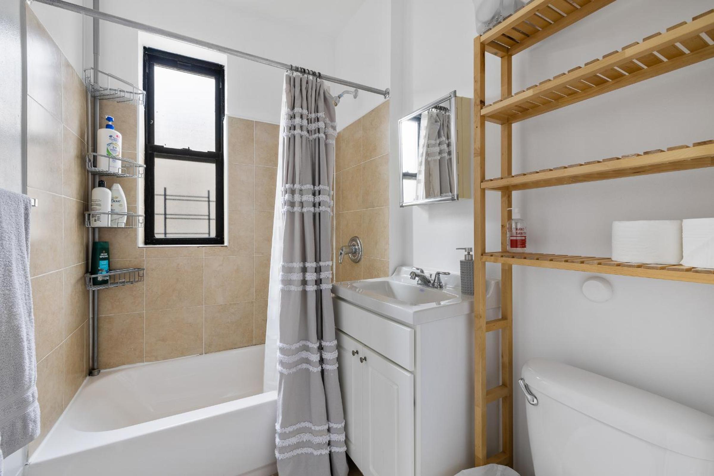 Live Upper Manhattan on a Budget