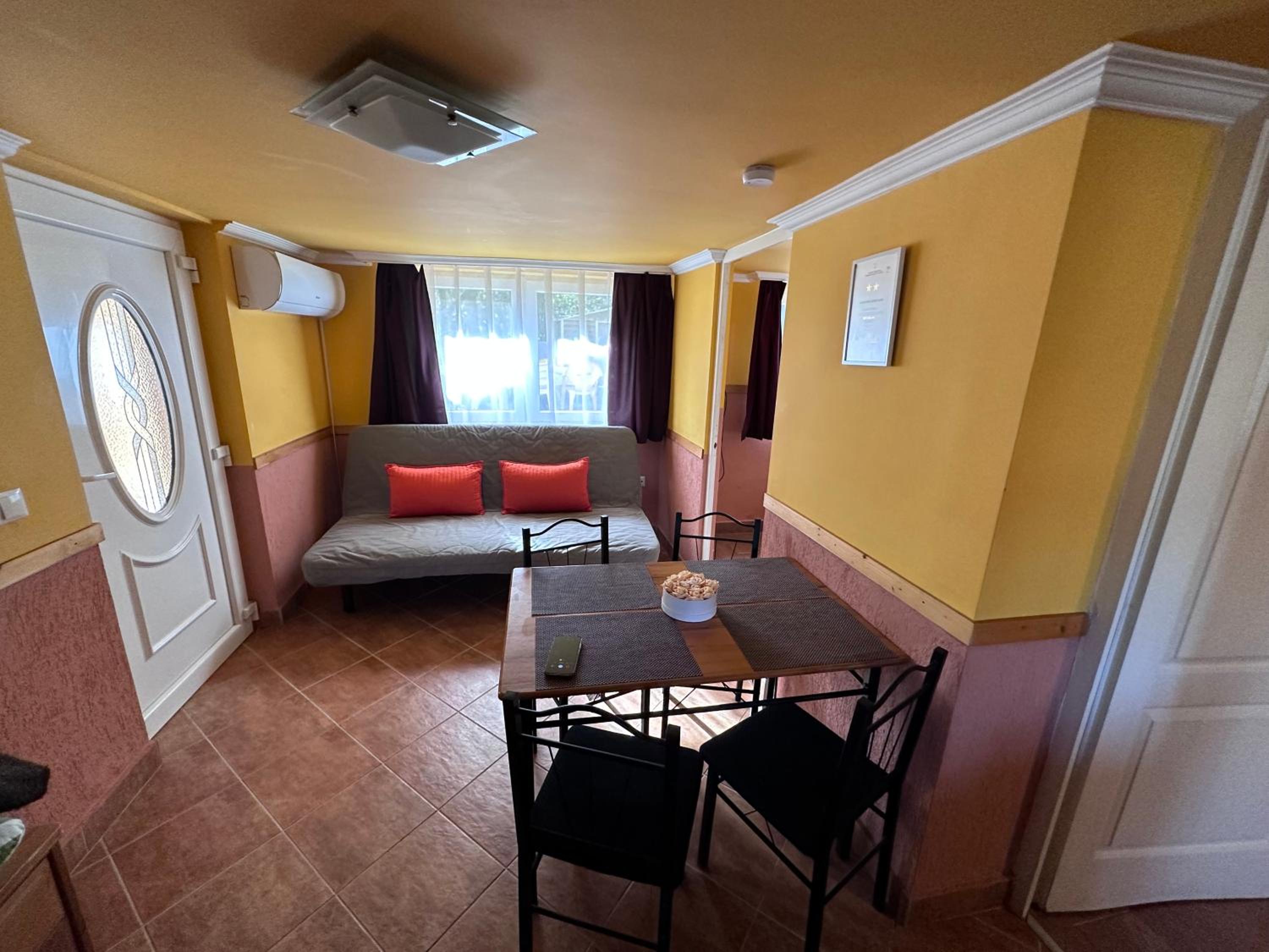 Aranyeső Apartman- 300 méterre a strandtól