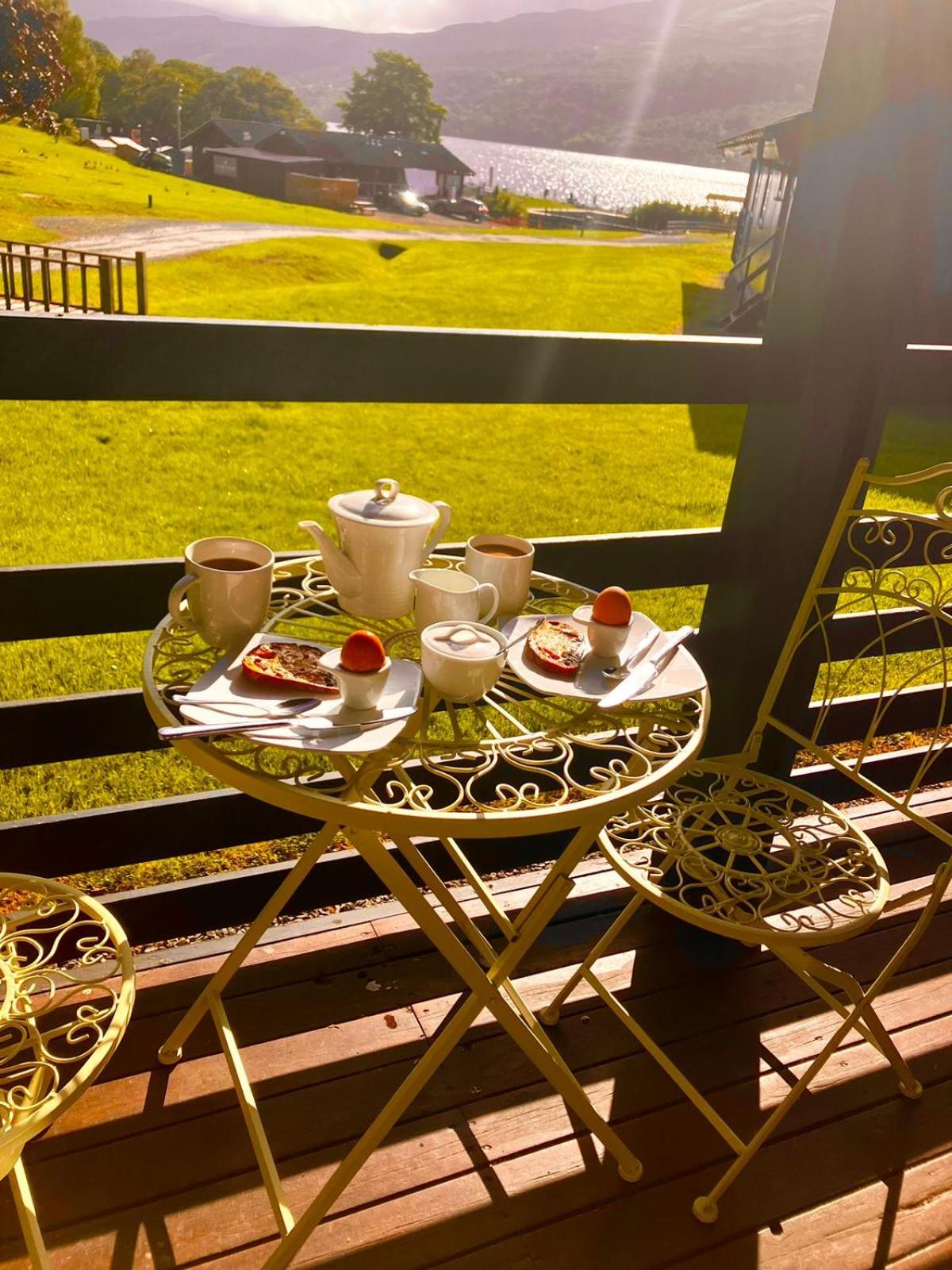 Hotel Stringy Rocks - Image 1