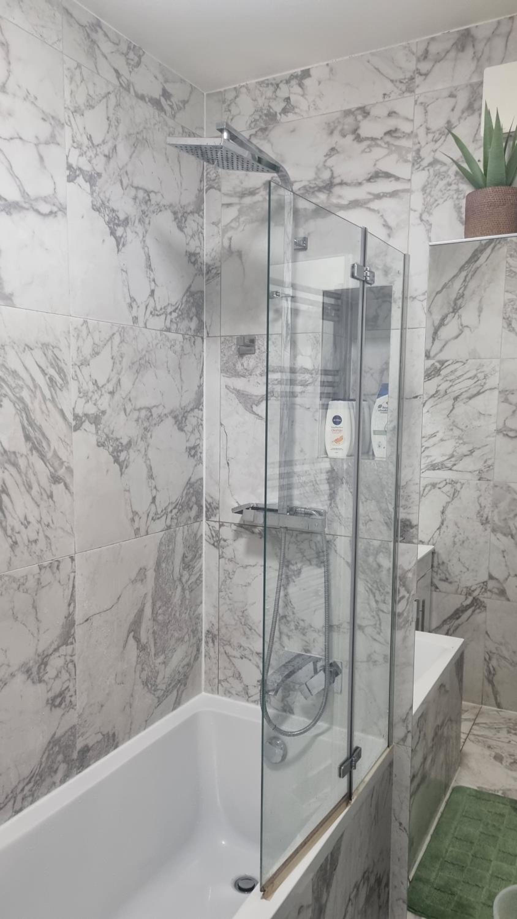 FLAT A - 33 Camden Square - Double Room