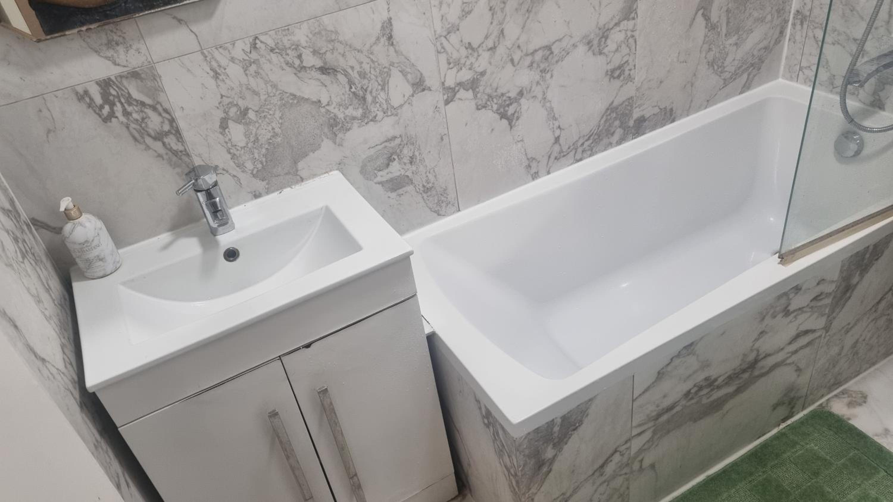 FLAT A - 33 Camden Square - Double Room