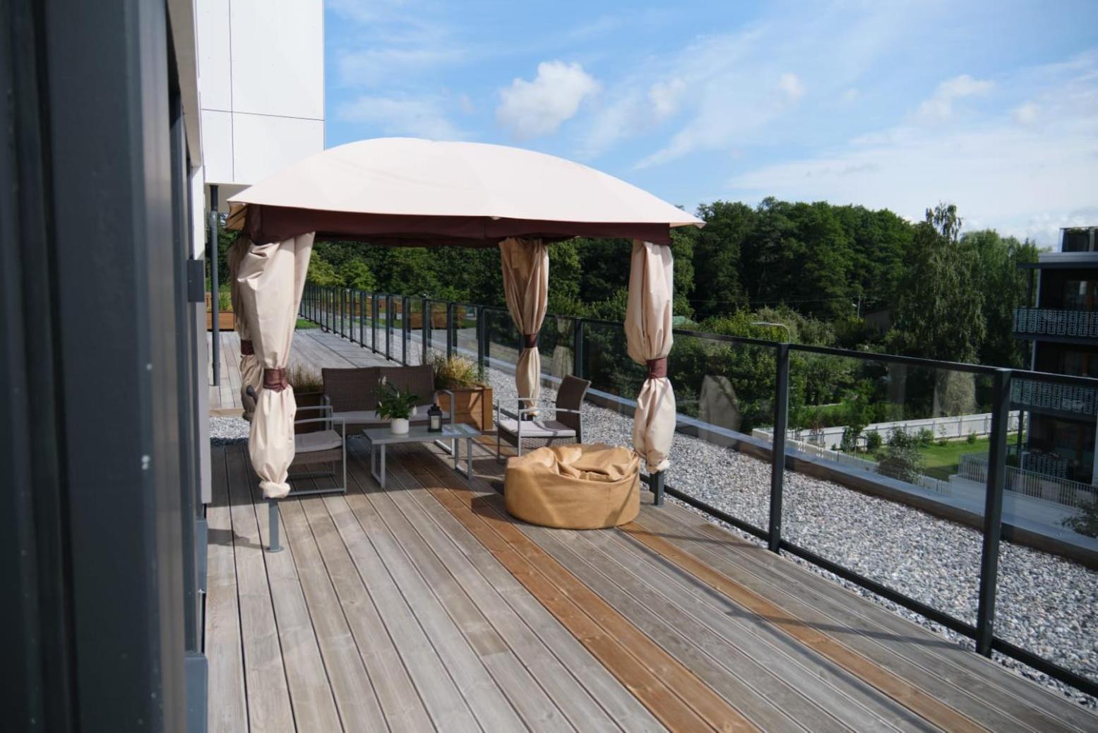 Bright & Cozy Apartment, Terrace, Free Parking