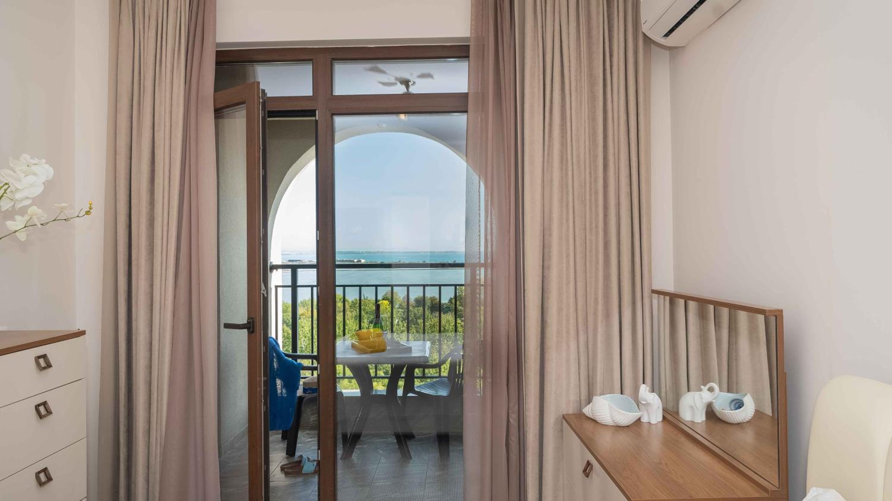 Burgas Residence 610