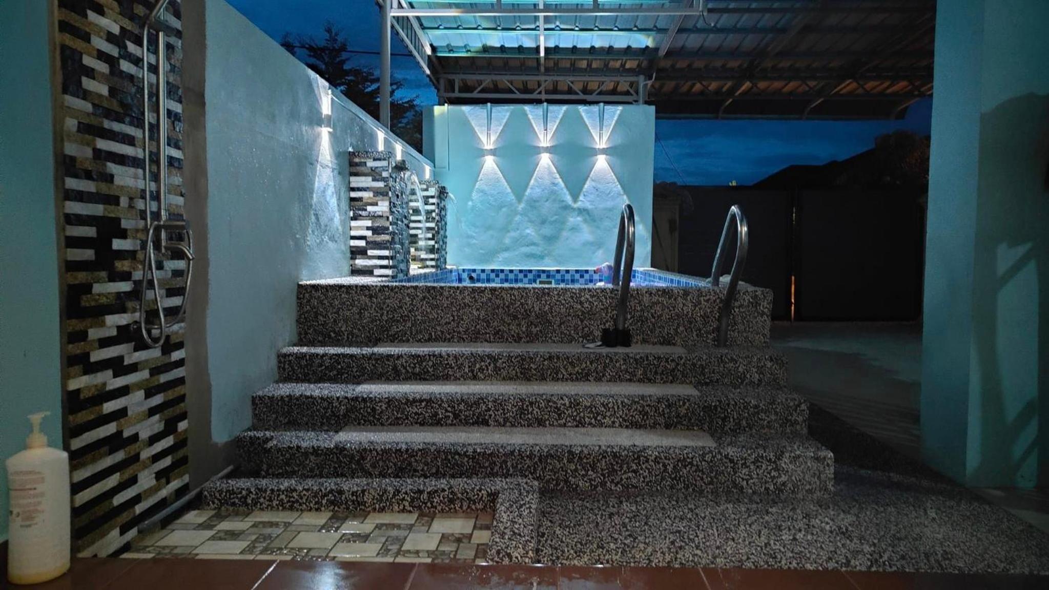MunadibStay Private Pool photo 1