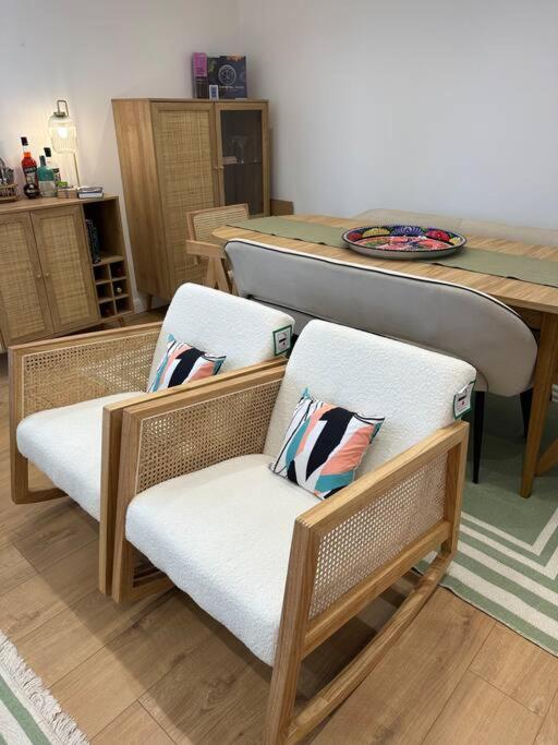 Stylish, Smart & Fun 4 Bed Home
