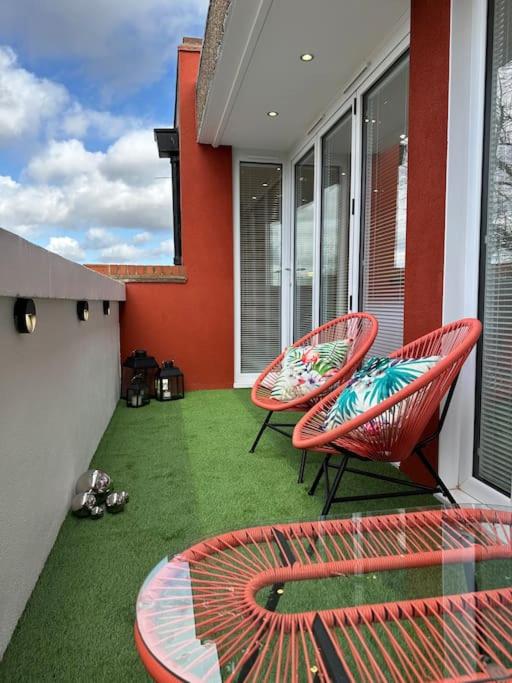 Stylish, Smart & Fun 4 Bed Home