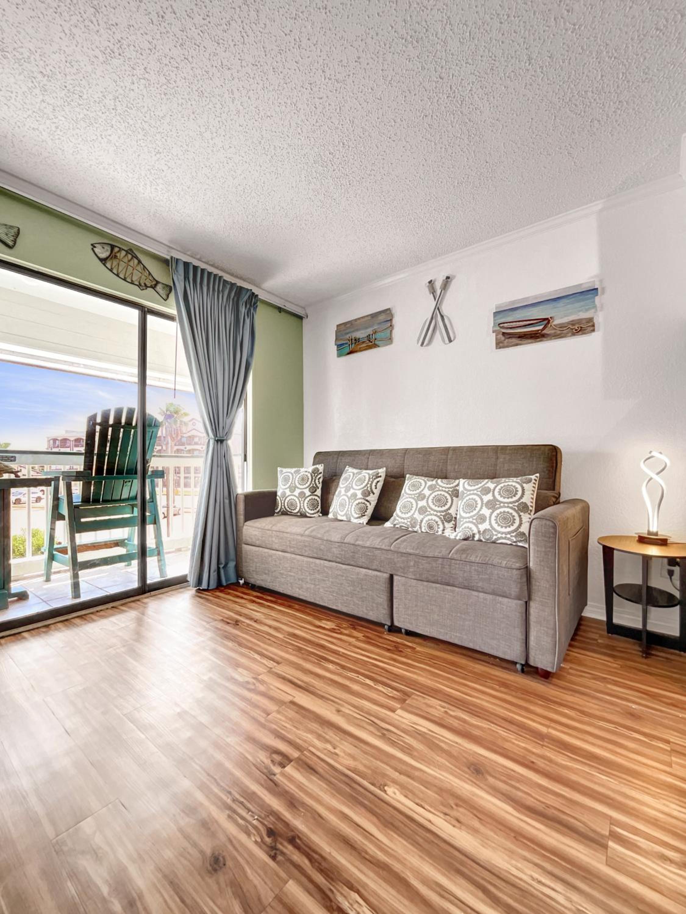 Galveston beach front and ocean views at Casa Del Mar view 3