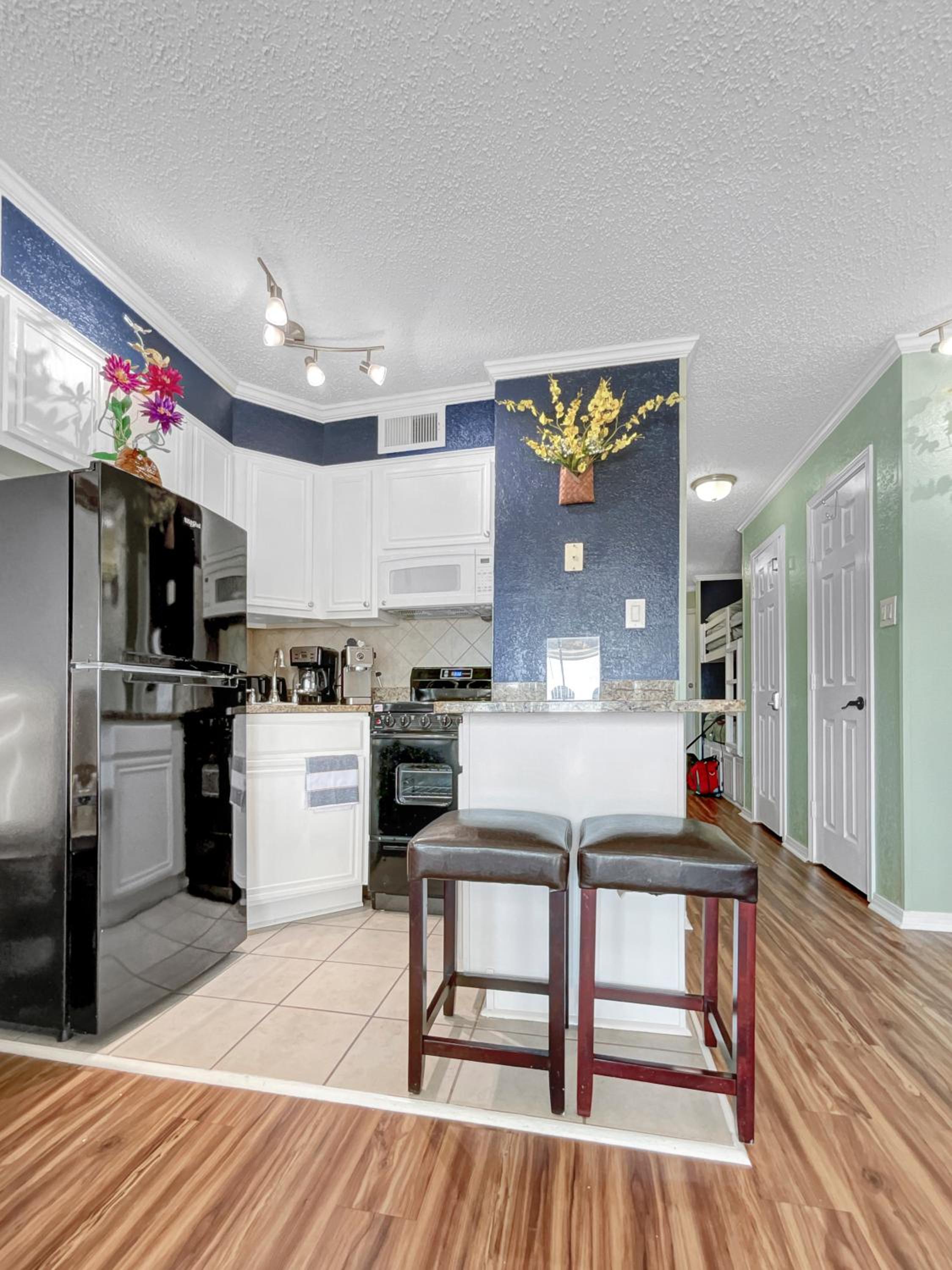 Galveston beach front and ocean views at Casa Del Mar view 5
