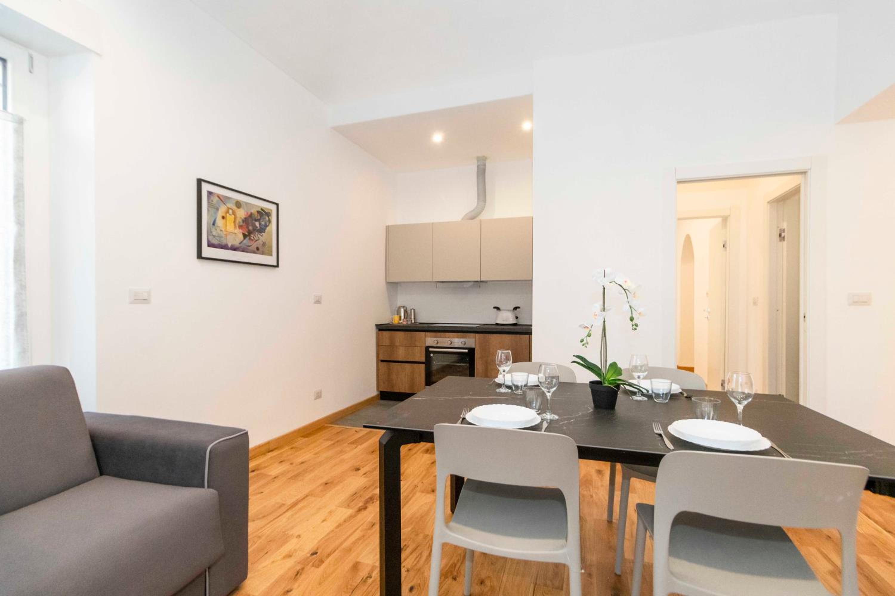 GuestHost - Cenisia District Perosa Roomy Flat photo 5
