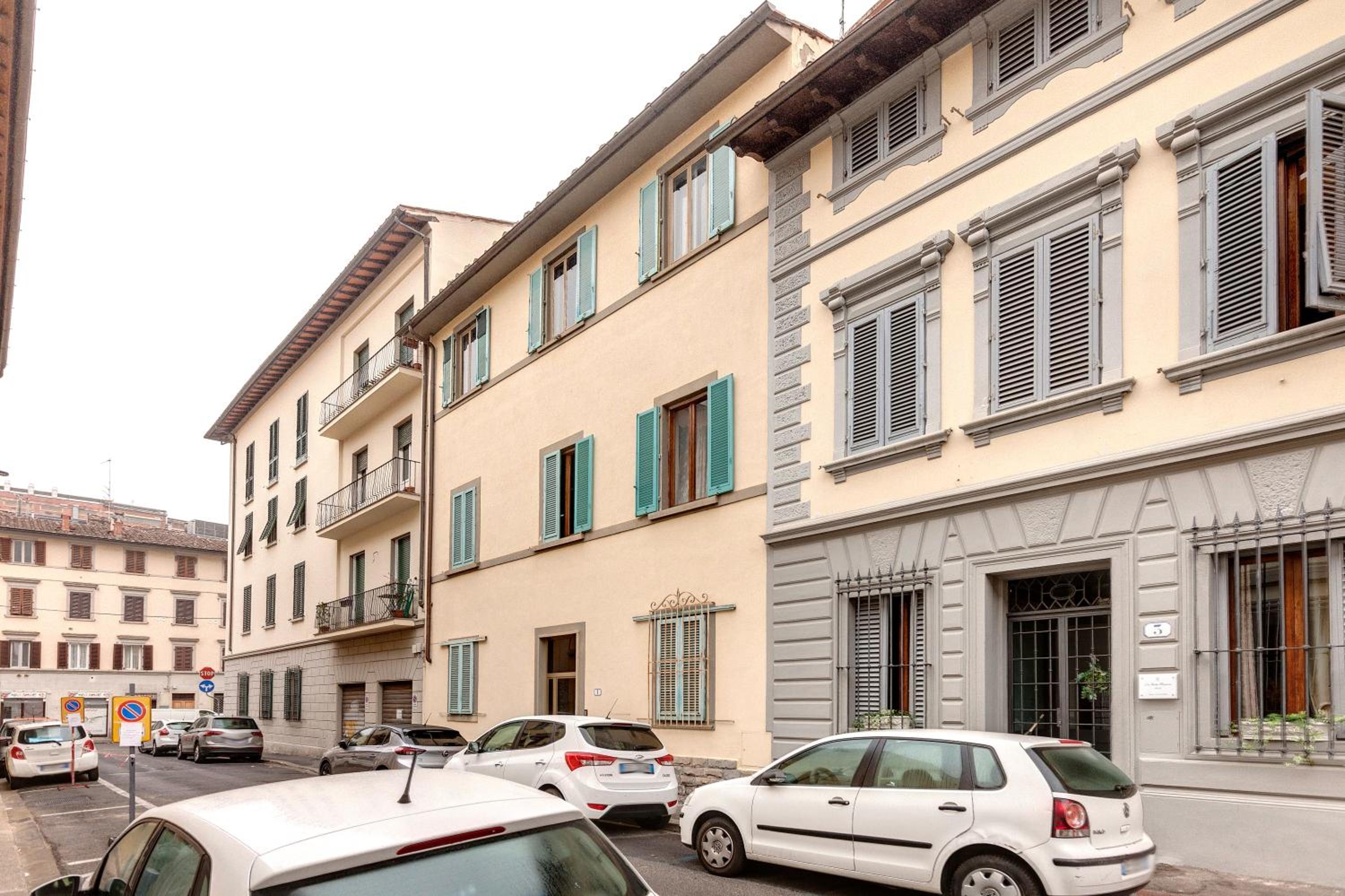 Don Minzoni District Apartments by Mamo Florence