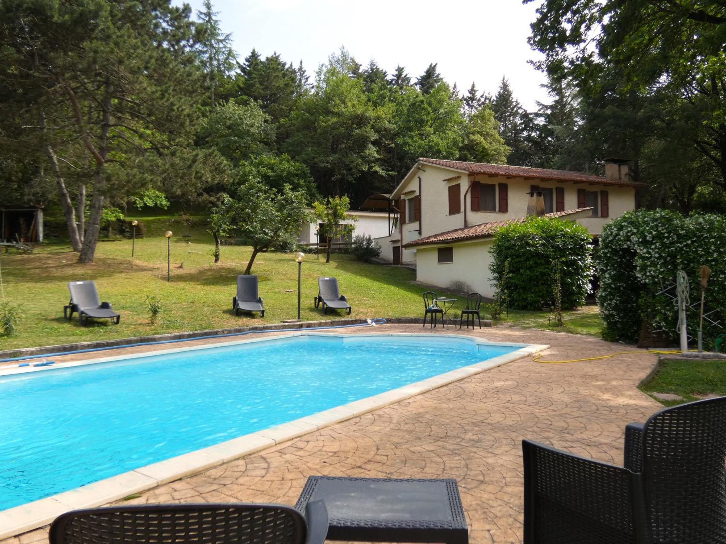SCAPPO IN UMBRIA, La Casa nel bosco view 3